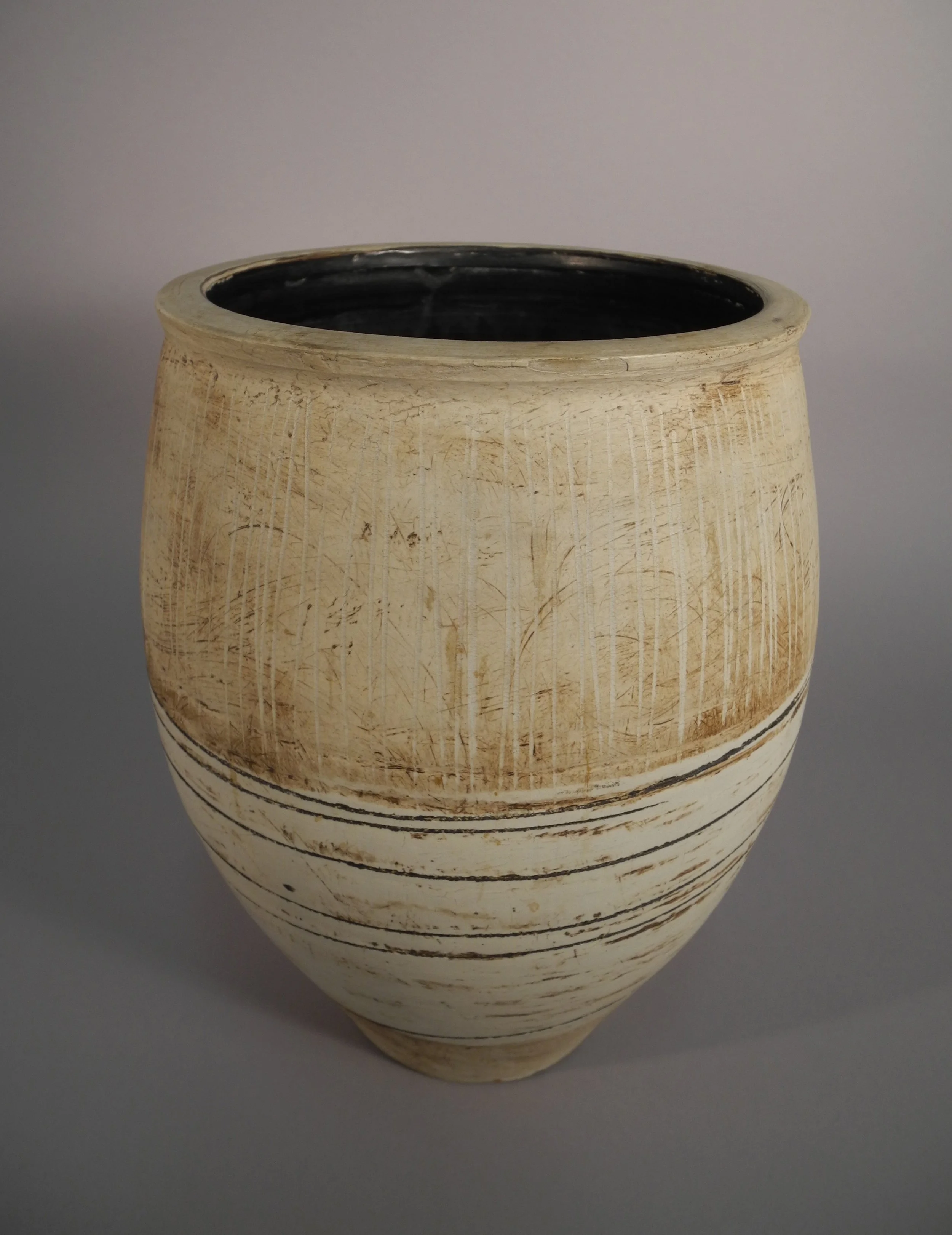 Hans Coper (British, 1920-1981); Untitled vase; Stoneware; 2017.7.16; 10 x 7 x 7"; Gift of Daniel J. and Edith A. Ehrlich