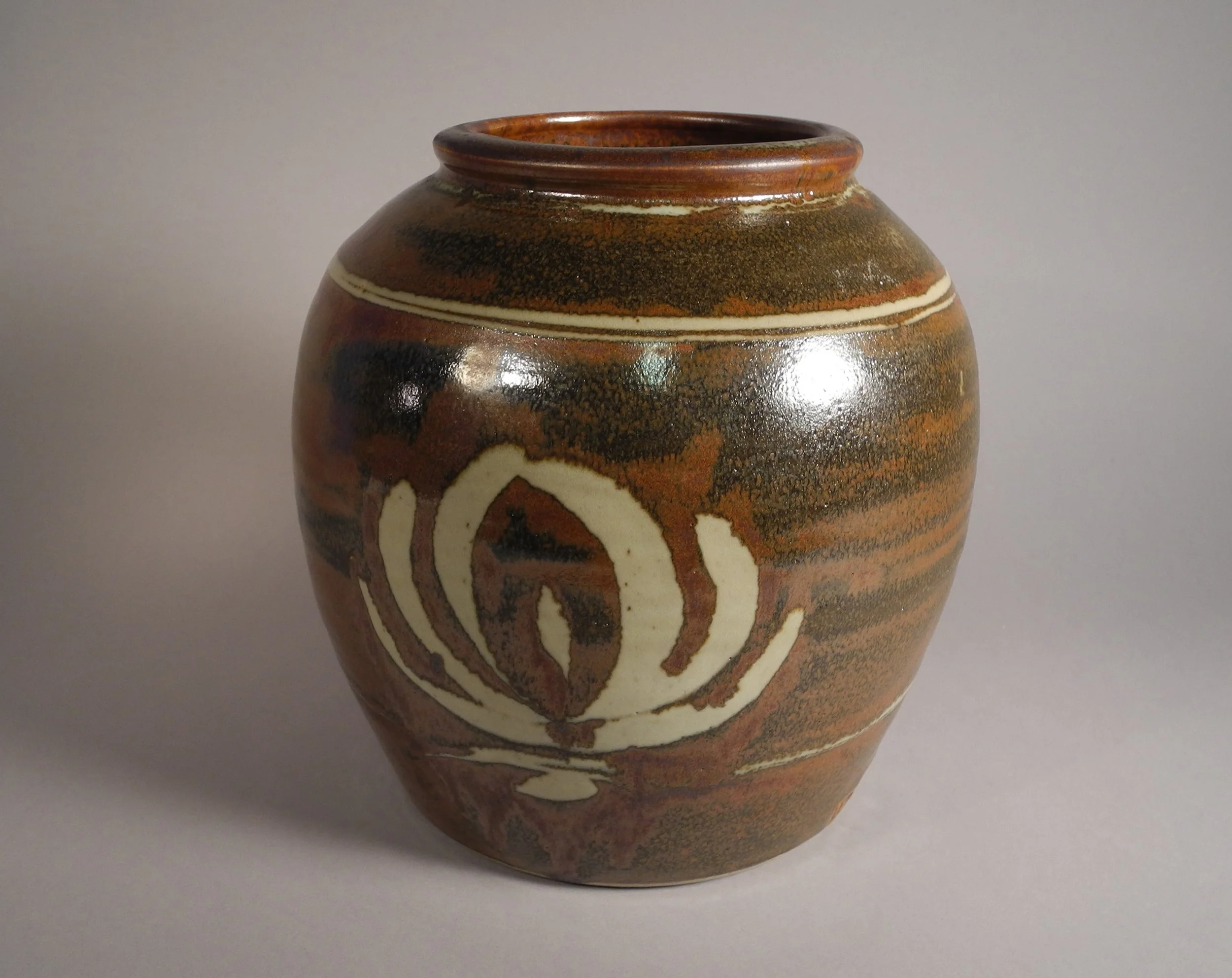 David Leach (British, 1911-2005); Untitled Jar, n.d.; Stoneware; 2017.7.35; 8.5 x 8 x 8; Gift of Daniel J. and Edith A. Ehrlich