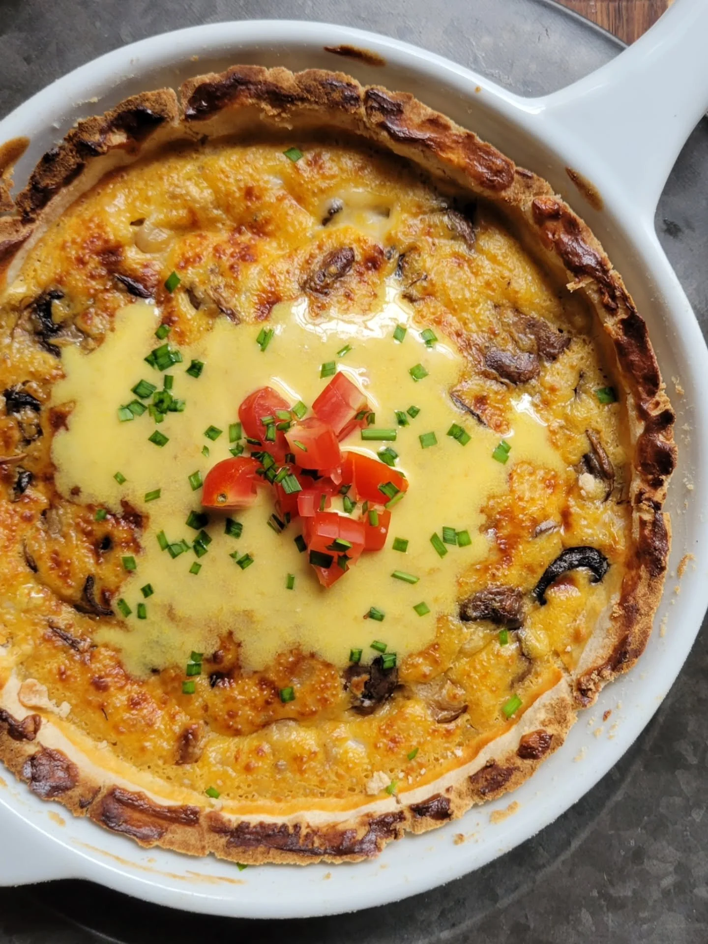Weekend brunch plans = handled. 🥧
This vegan mushroom quiche is made with @justeggofficial and dairy-free cheese. Golden, savory, and unbelievably fluffy. Proof that plant-based breakfasts don&rsquo;t have to skip the comfort food vibes.

#PlantBase