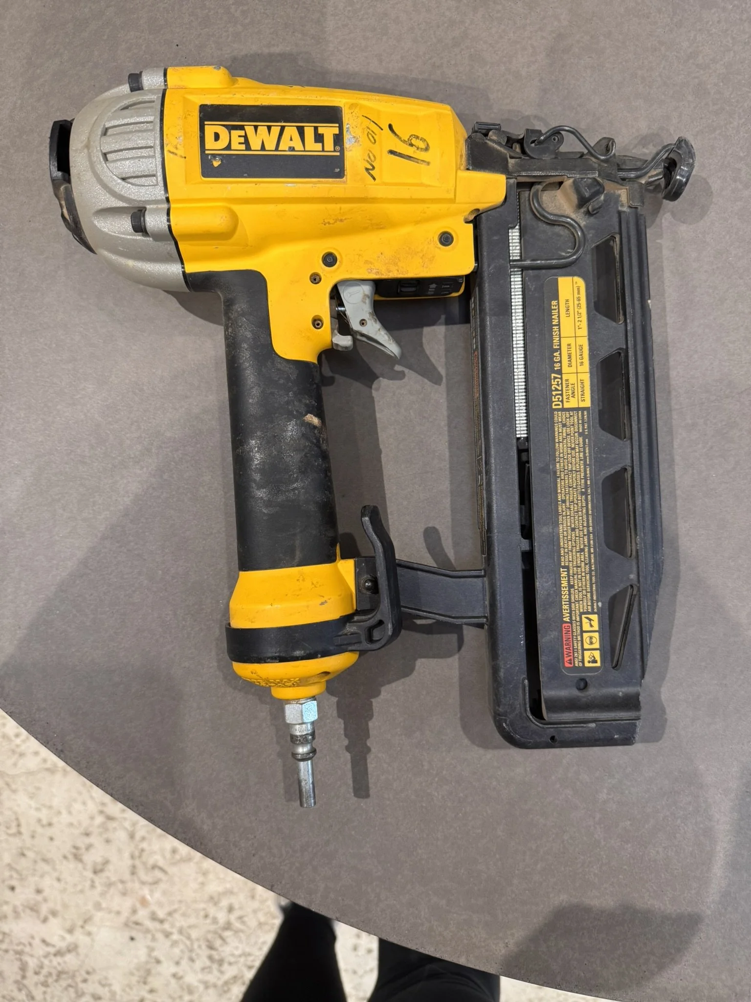 DeWalt 16 Gauge 1″–2-1/2″ Finish Nailer