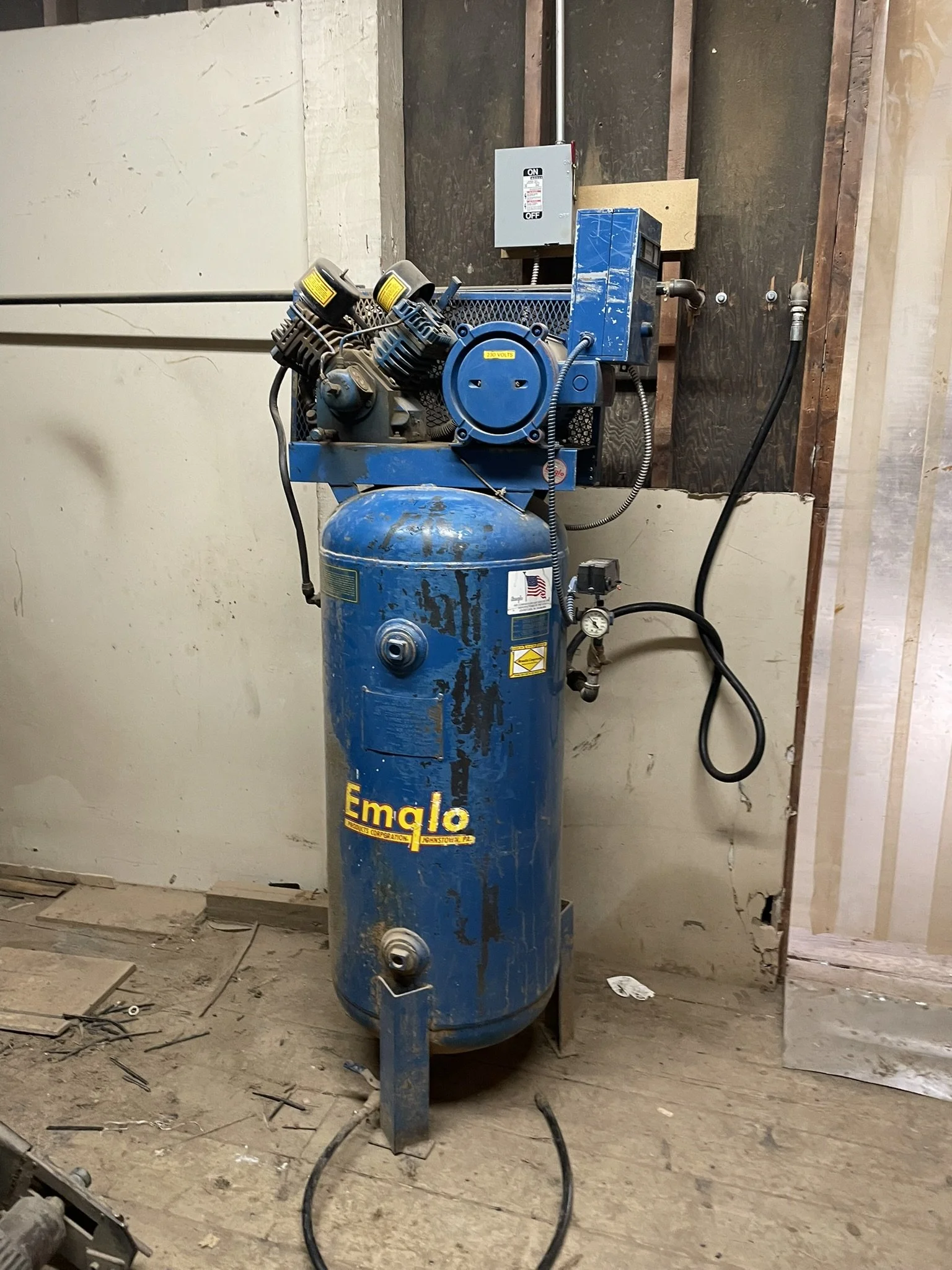 Emglo Compressor - SOLD