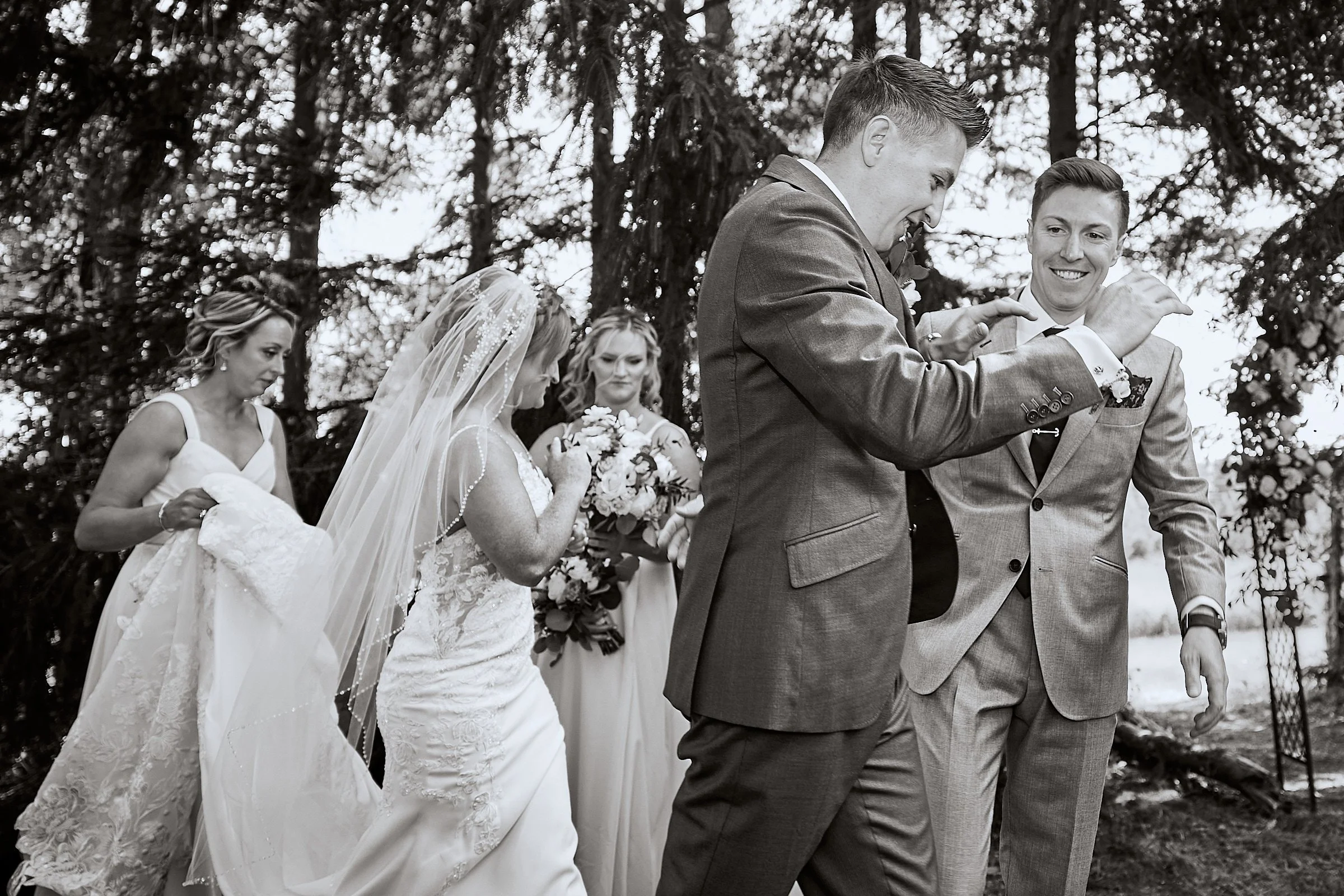 Antonia Giroux Photography-Weddings