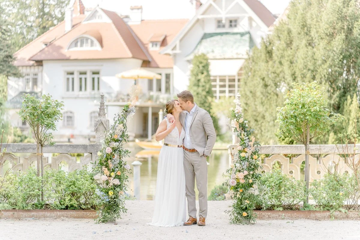 DeniseKerstin_Hochzeitsfotograf_Wien_Hochzeit_schloss-schoenau_heiraten_schlosshochzeit_hochzeitslocation-wien_112.jpg