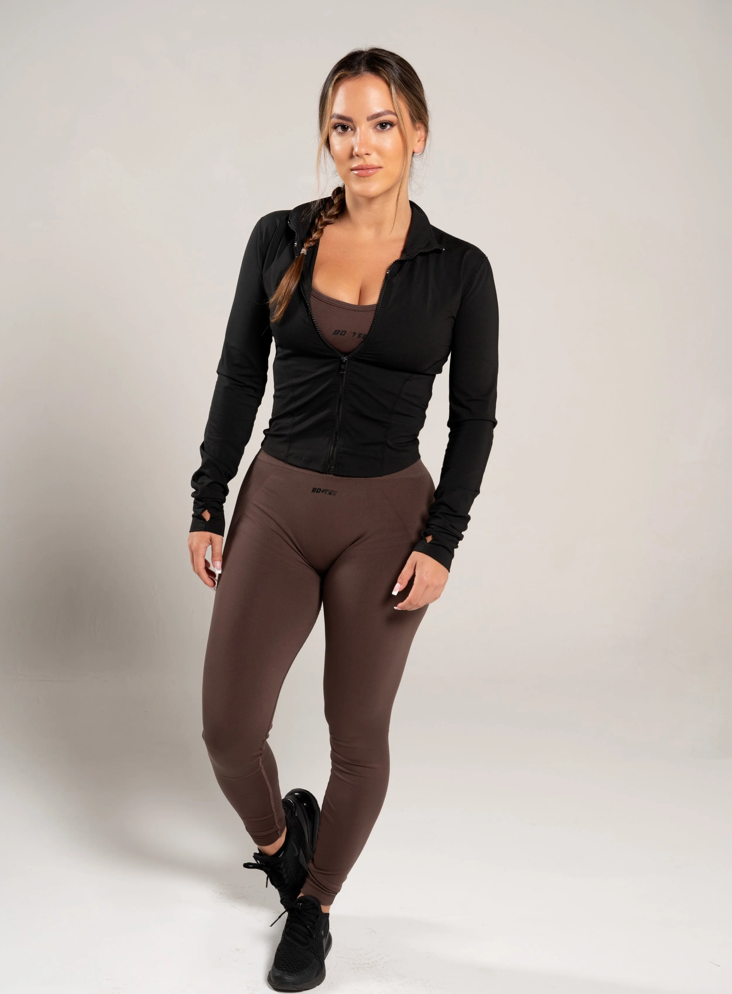 Priscillia in a fitness studio