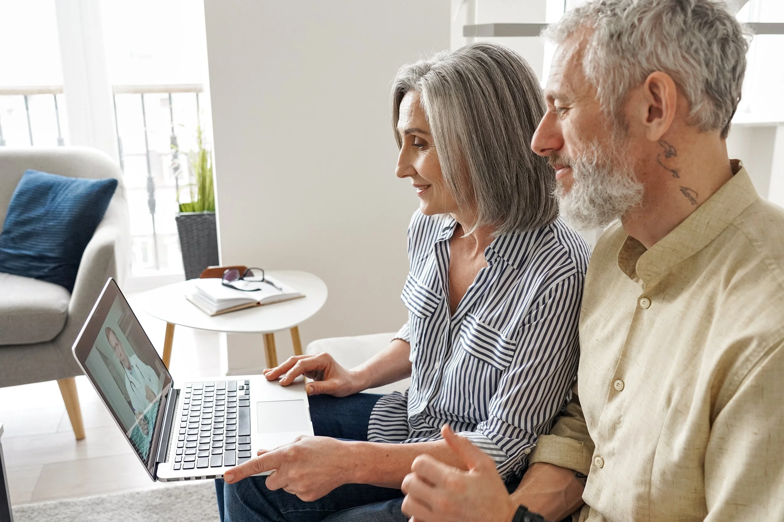 Couple participating in a virtual therapy with Jada LaBounty as the session focused on supporting survivors of assault.
