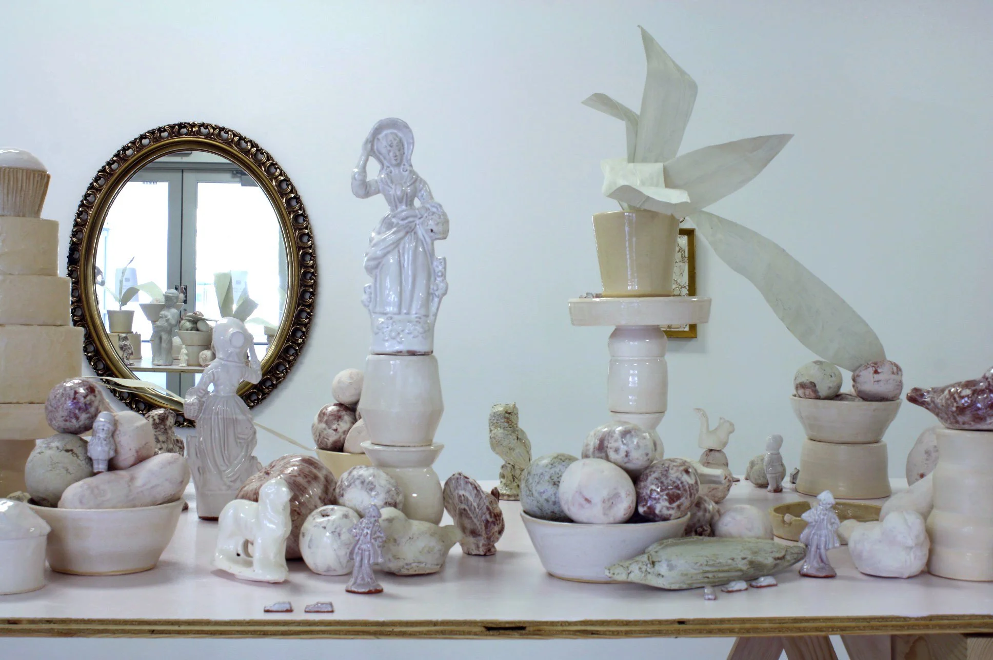  Saccharine , detail, White Earthenware, paper, wood, mirrors, 2017	