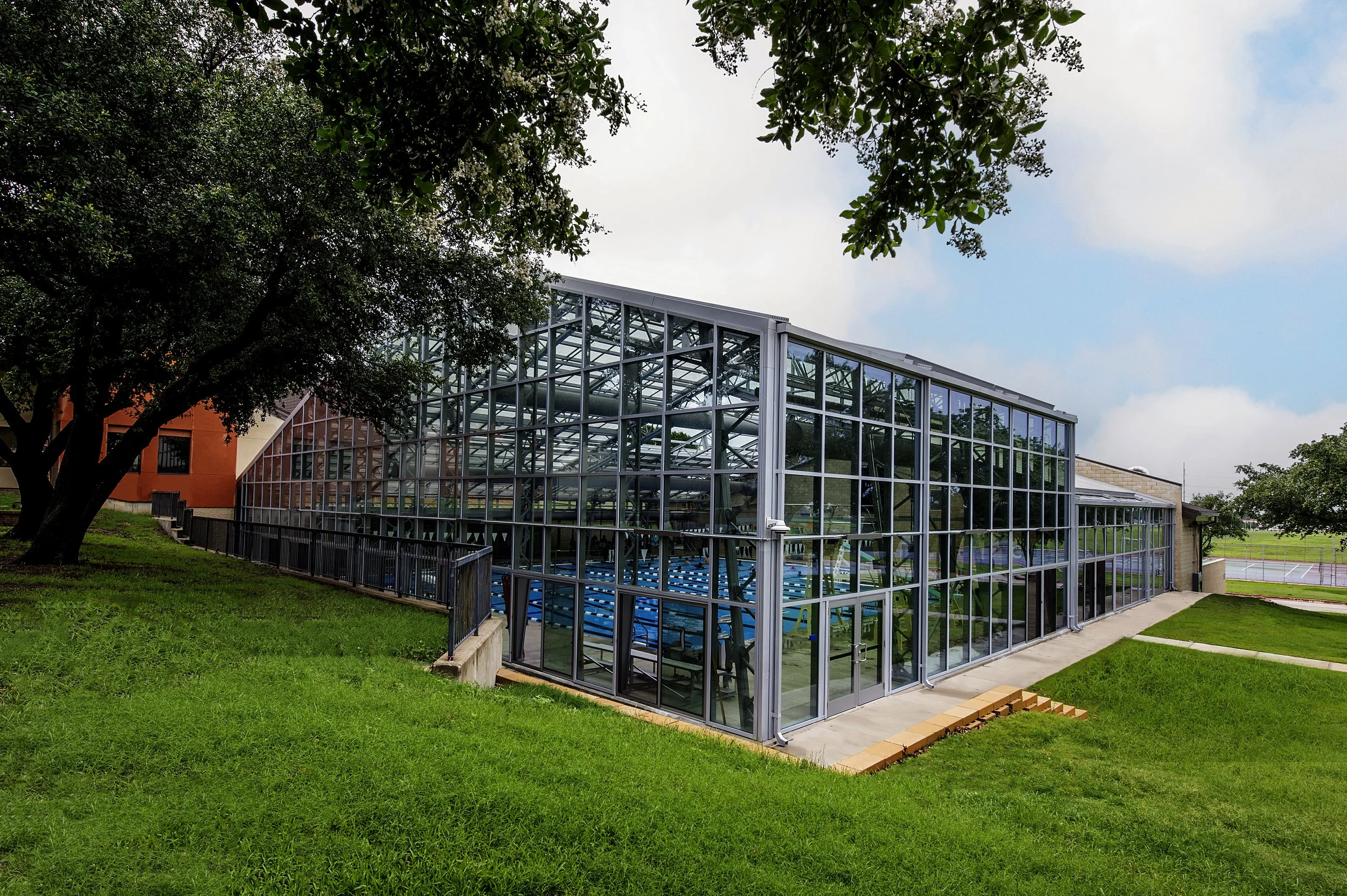 Mesquite Natatorium - Lee Lewis