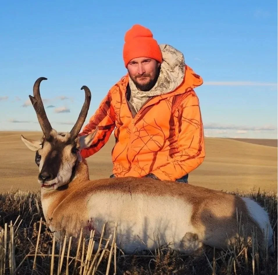 Super high success rate for hunting antelope pronghorn on private land in Montana