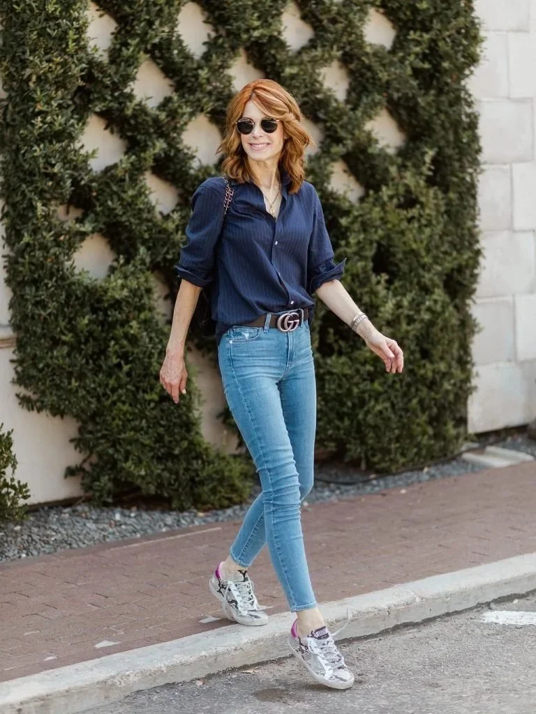 comfortable-skinny-jean-outfits-over-40-286727-1586802288625-image.jpg