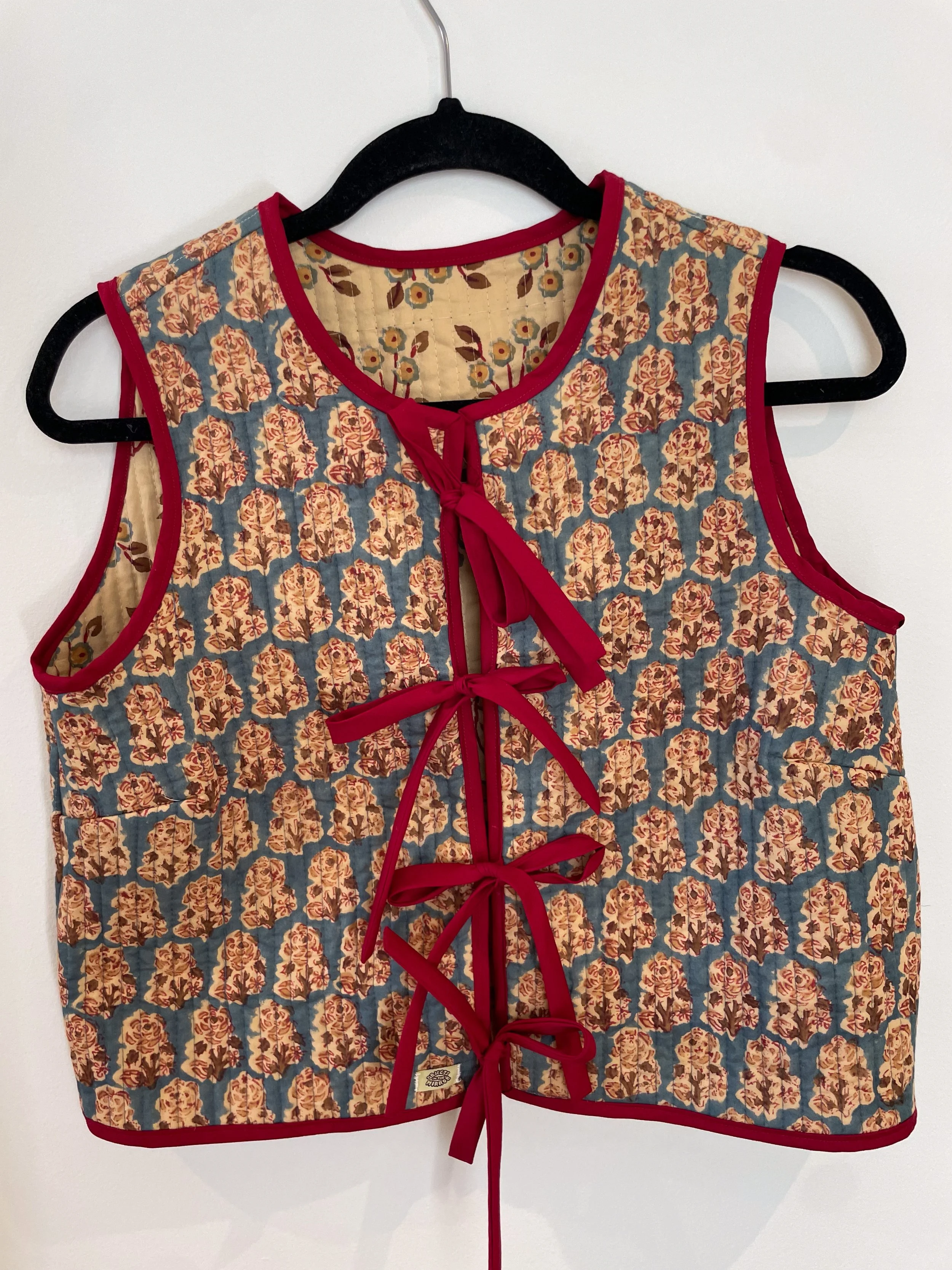 Front of reversible vest
