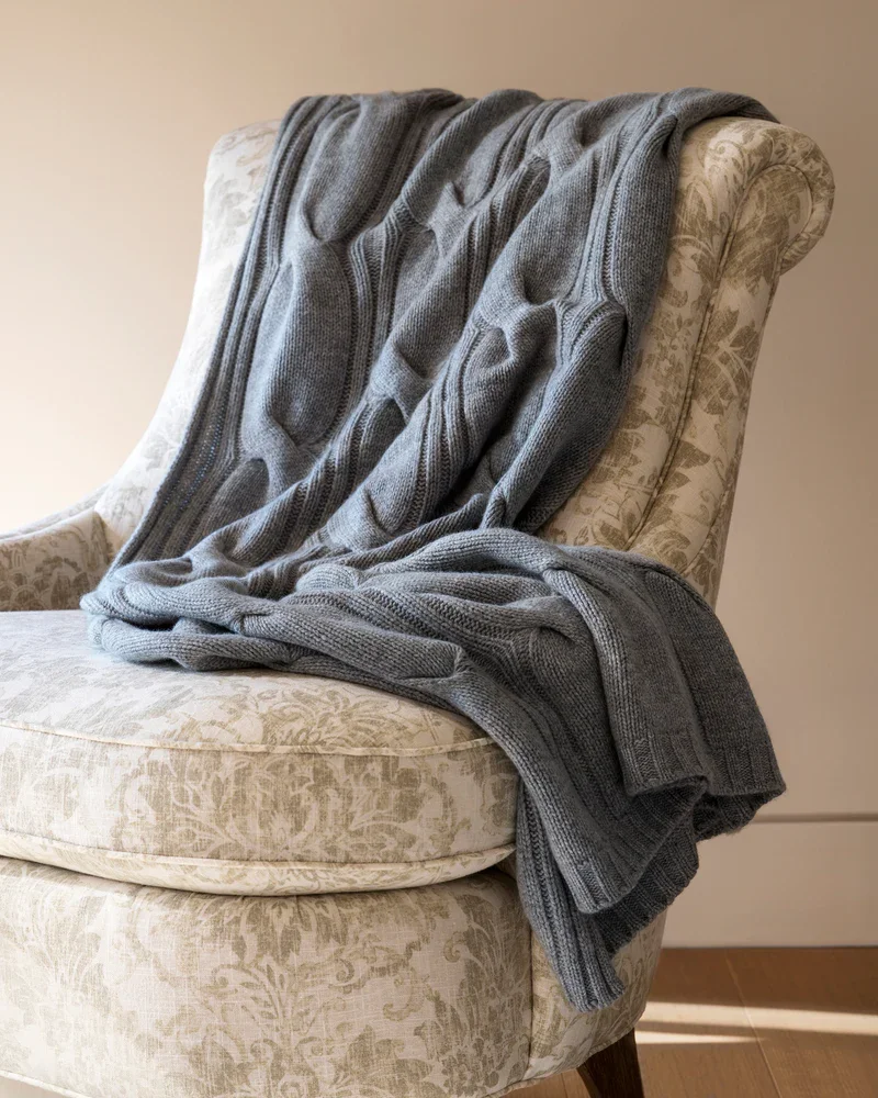 Sophia Cashmere, New York Oversized Cable Knit Cashmere Throw