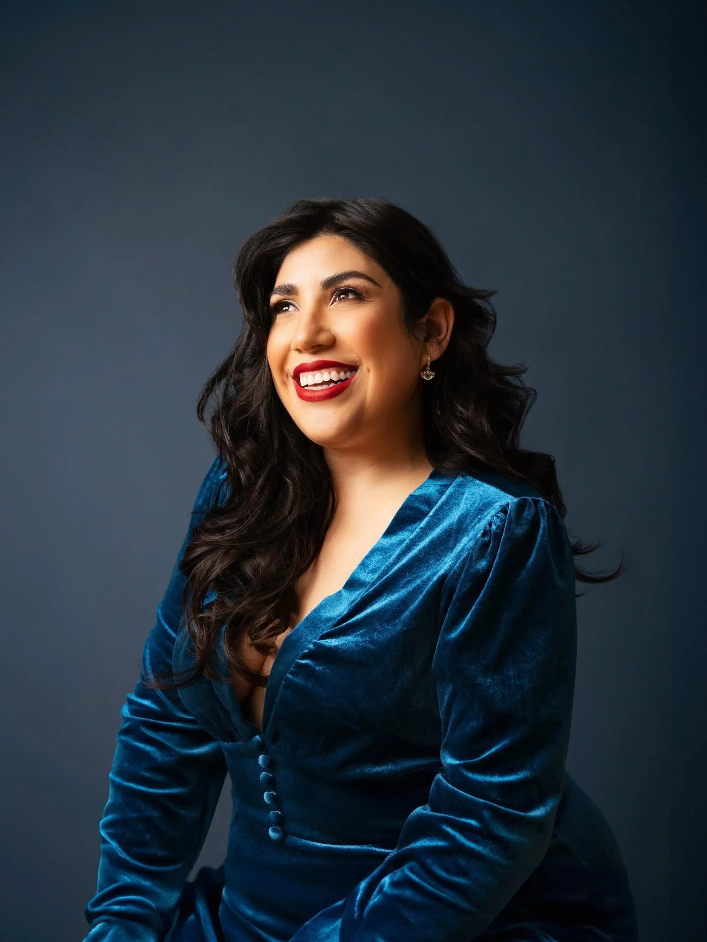 ✨ Saturday&rsquo;s concert program will not disappoint &mdash; and we&rsquo;re excited to share that we&rsquo;ll be featuring soprano soloist Judy Yannini in Kim Andr&eacute; Arnesen&rsquo;s Magnificat. ✨

Meet Judy Yannini... 
Mexican soprano Judy Y