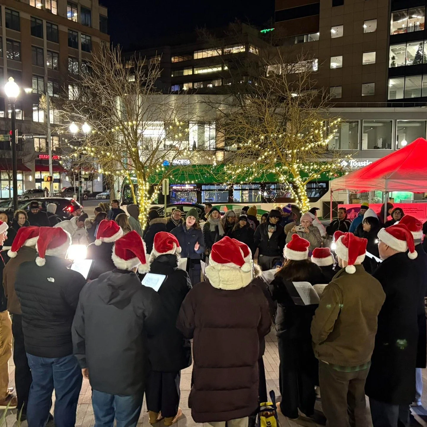 We enjoyed performing at Light Up Clarendon last week! Our holiday spirit is merrier and brighter when we get to share with the community! 

Do you have a favorite carol or holiday tradition? Tell us in the comments! 👇