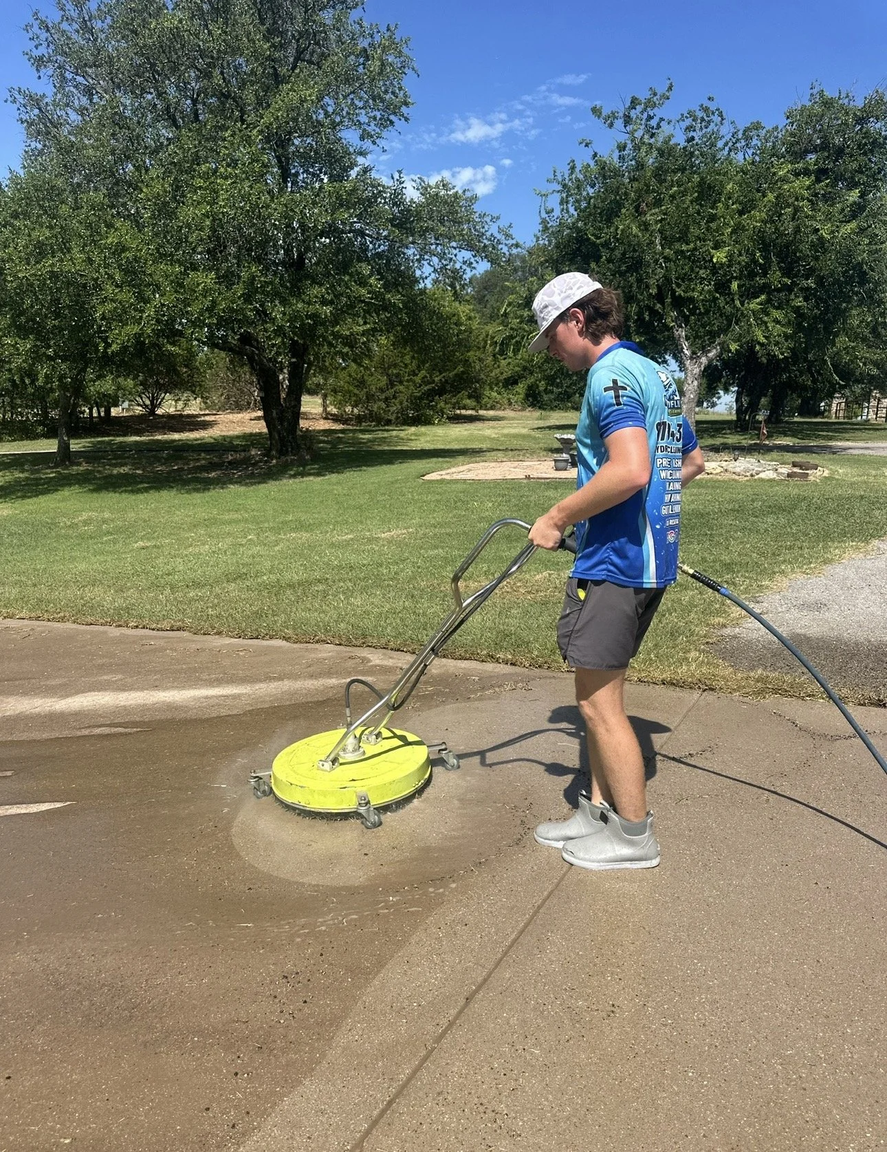 Local and professional pressure washing near me in Mineral Wells TX