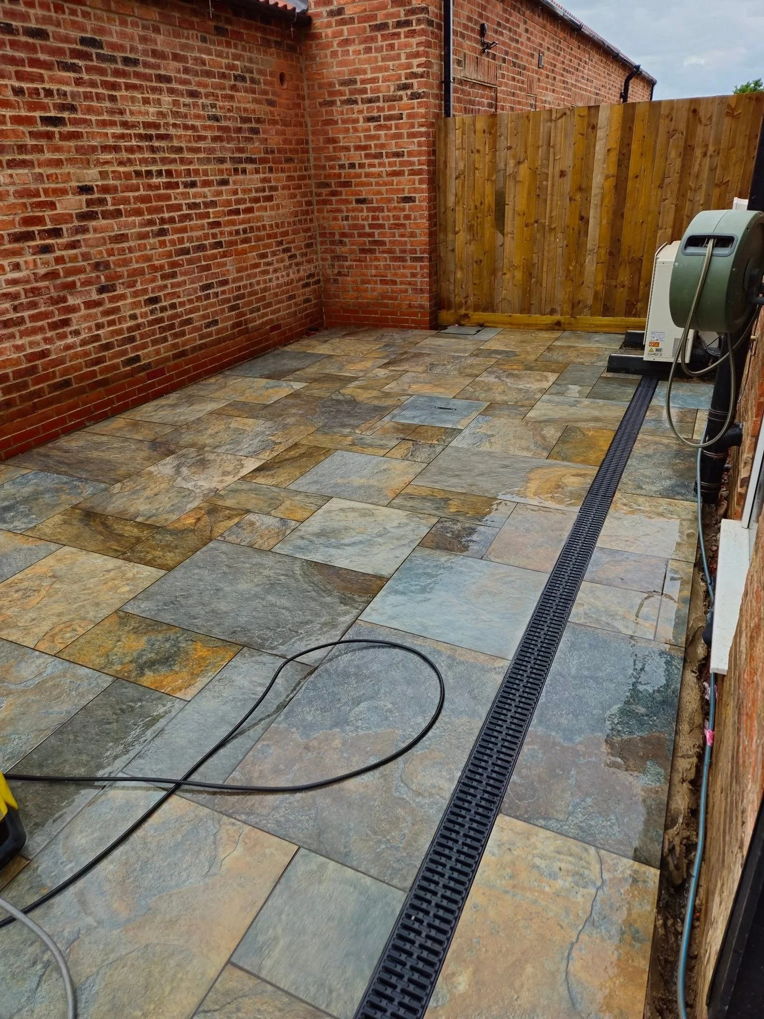 We completed the installation of over 200m² of Rustique Porcelain, delivering a high-end, durable finish across this expansive outdoor space.
The project included bullnosed and grooved step detailing for added safety and style, all professionally fin