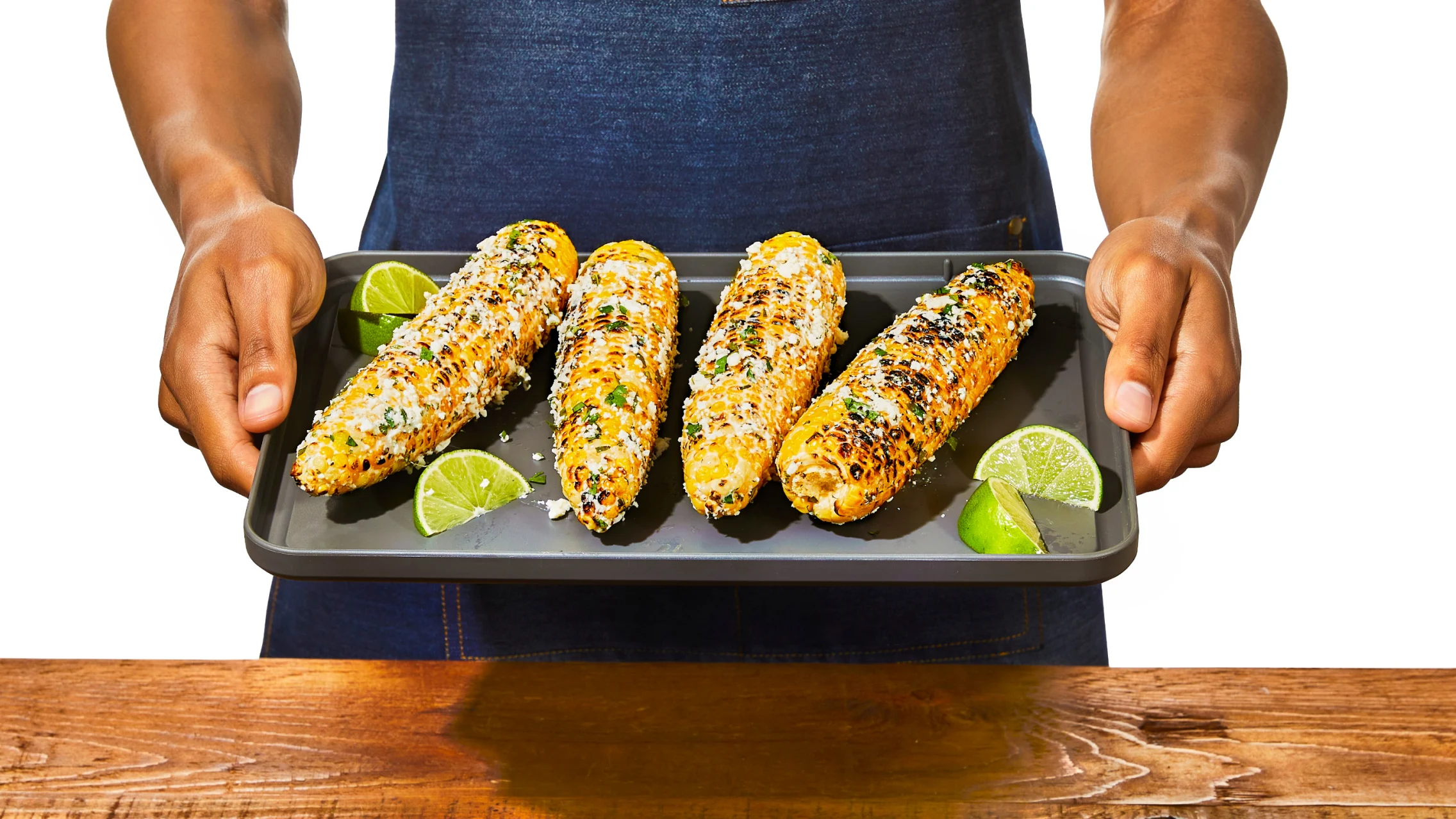 202304_Outdoor_Blog_largeimage_cuttingboard_2.png