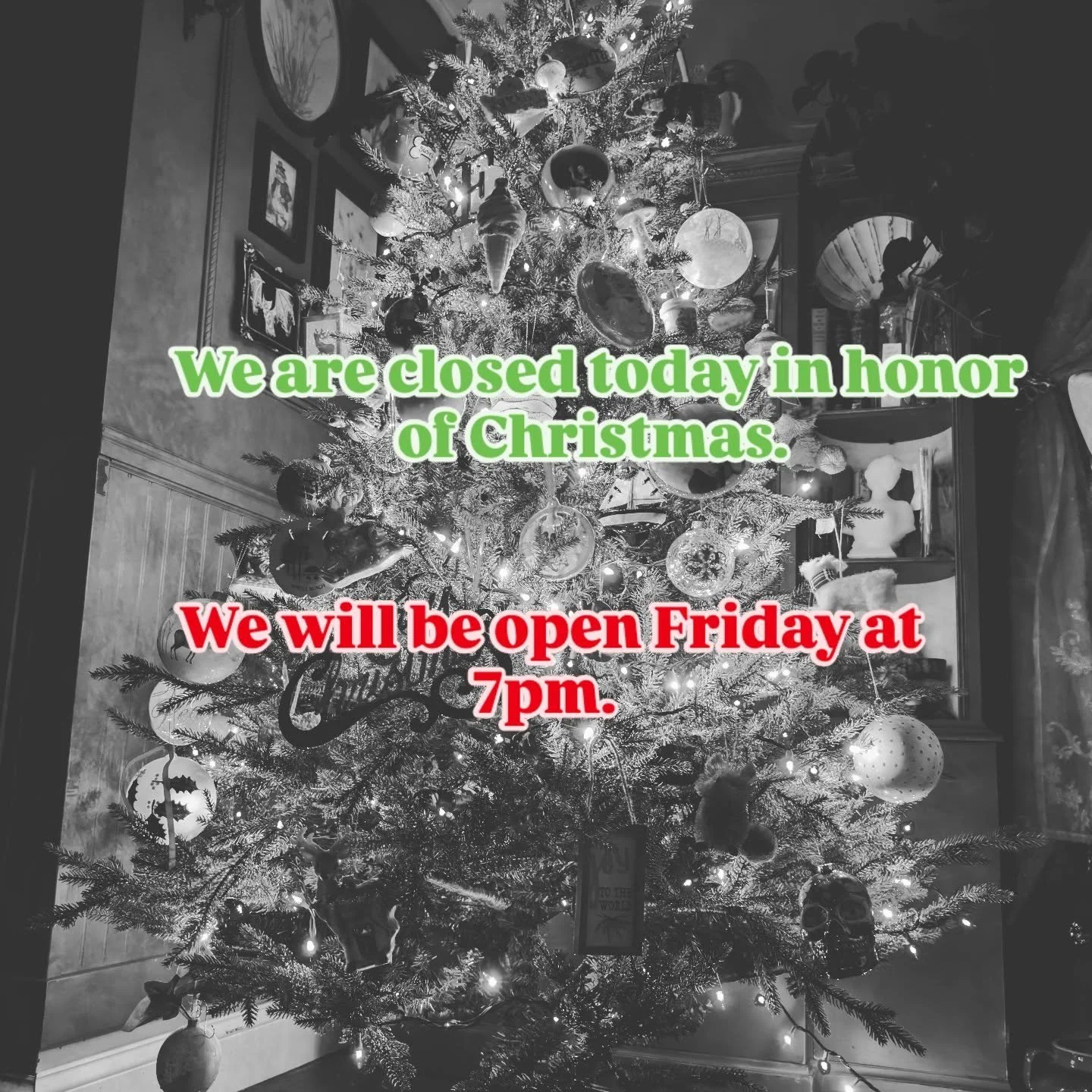 Our holiday schedule is as follows

Wed December 24th Christmas decor -Closed

Friday December 27th open at 7pm for longsword and rapier classes and sparring. ⚔️

Open Monday, December 29th at 7:30pm for longsword class and sparring 
 
Wed December 3