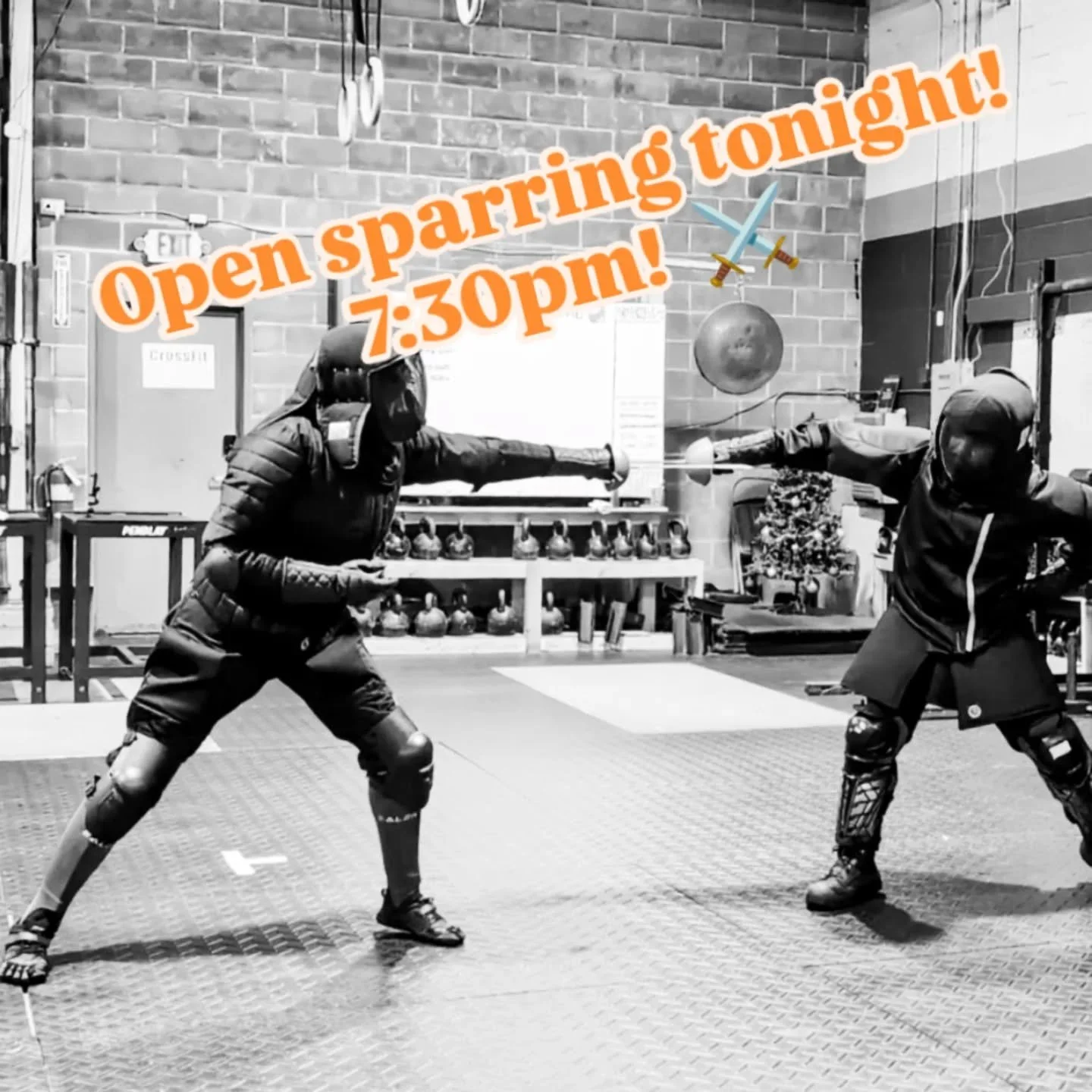 Opening sparring tonight at 7:30Pm! Rapier and longsword fencing awaits! 

Looking for something athletic going into 2026?! We have one spot left for our Saturday Intro to HEMA Longsword course! Sign up! Pay at the door. Link in bio. 
.
.
.
.

#HEMA 