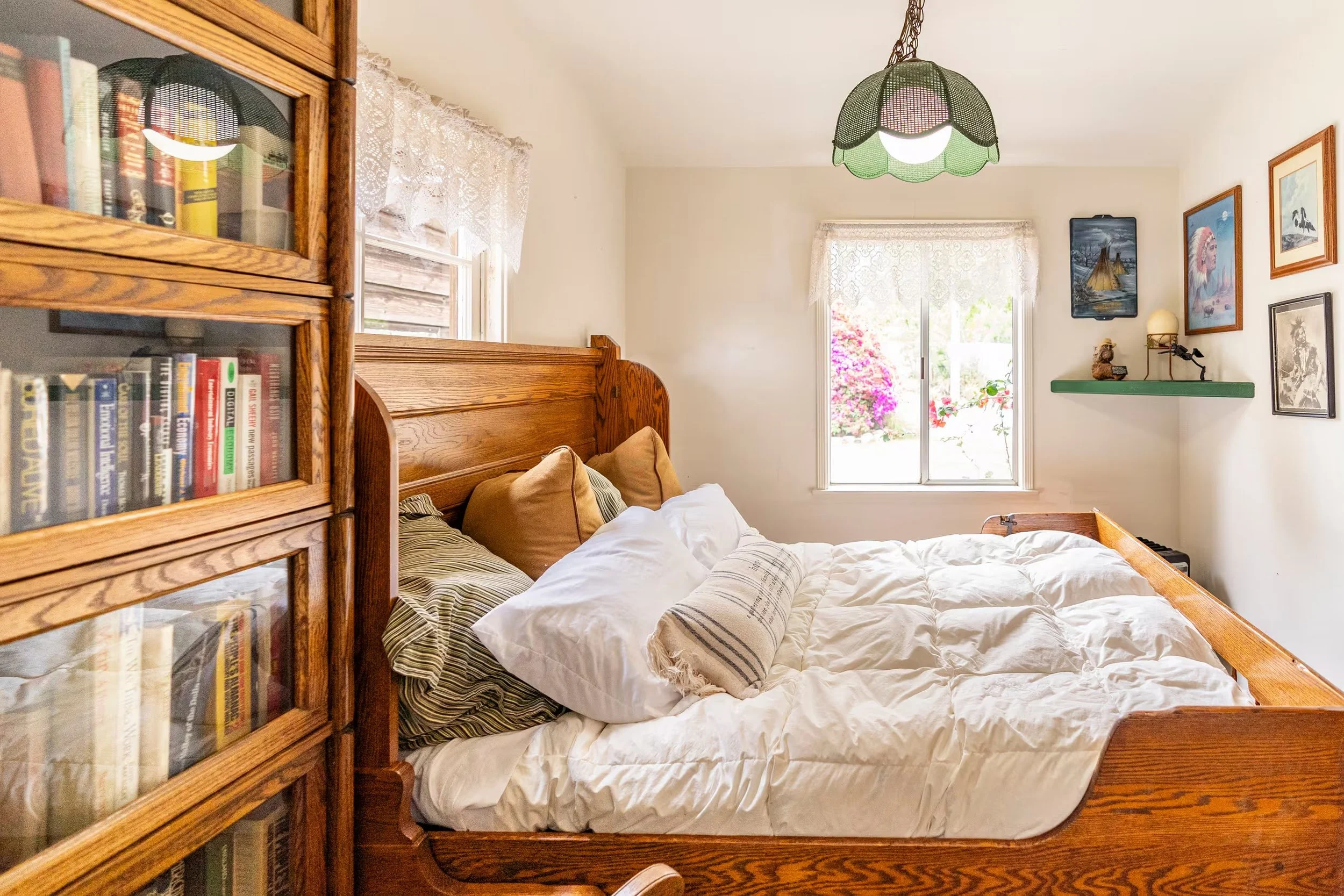 Single Bed 2.jpg