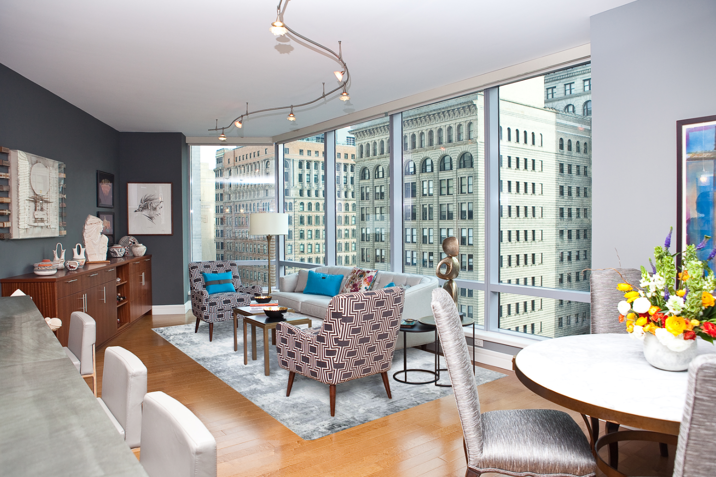 Artful Condo The Ritz Residence