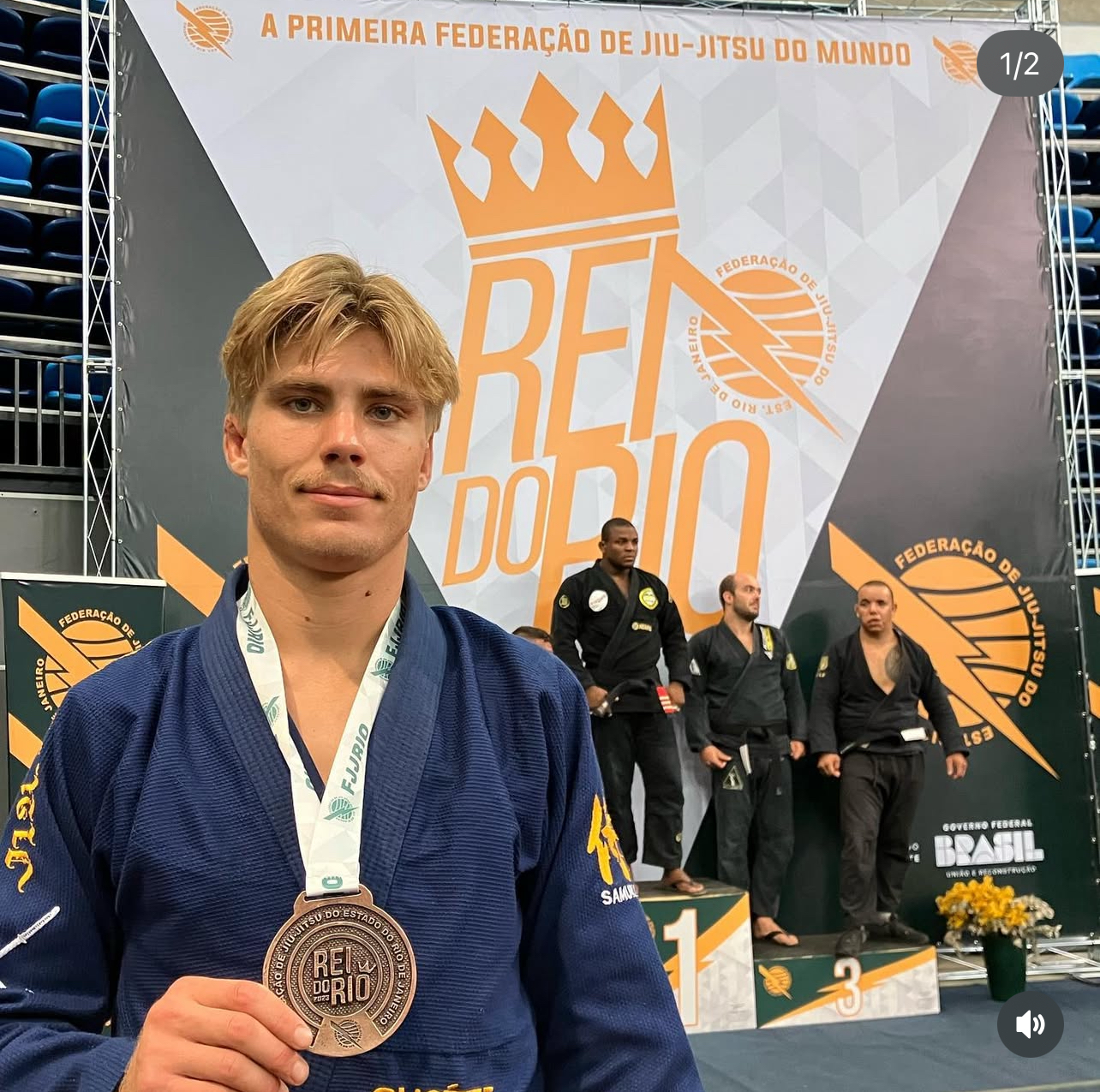 Gryphon winning bronze at the Rei de Rio competition in brazil