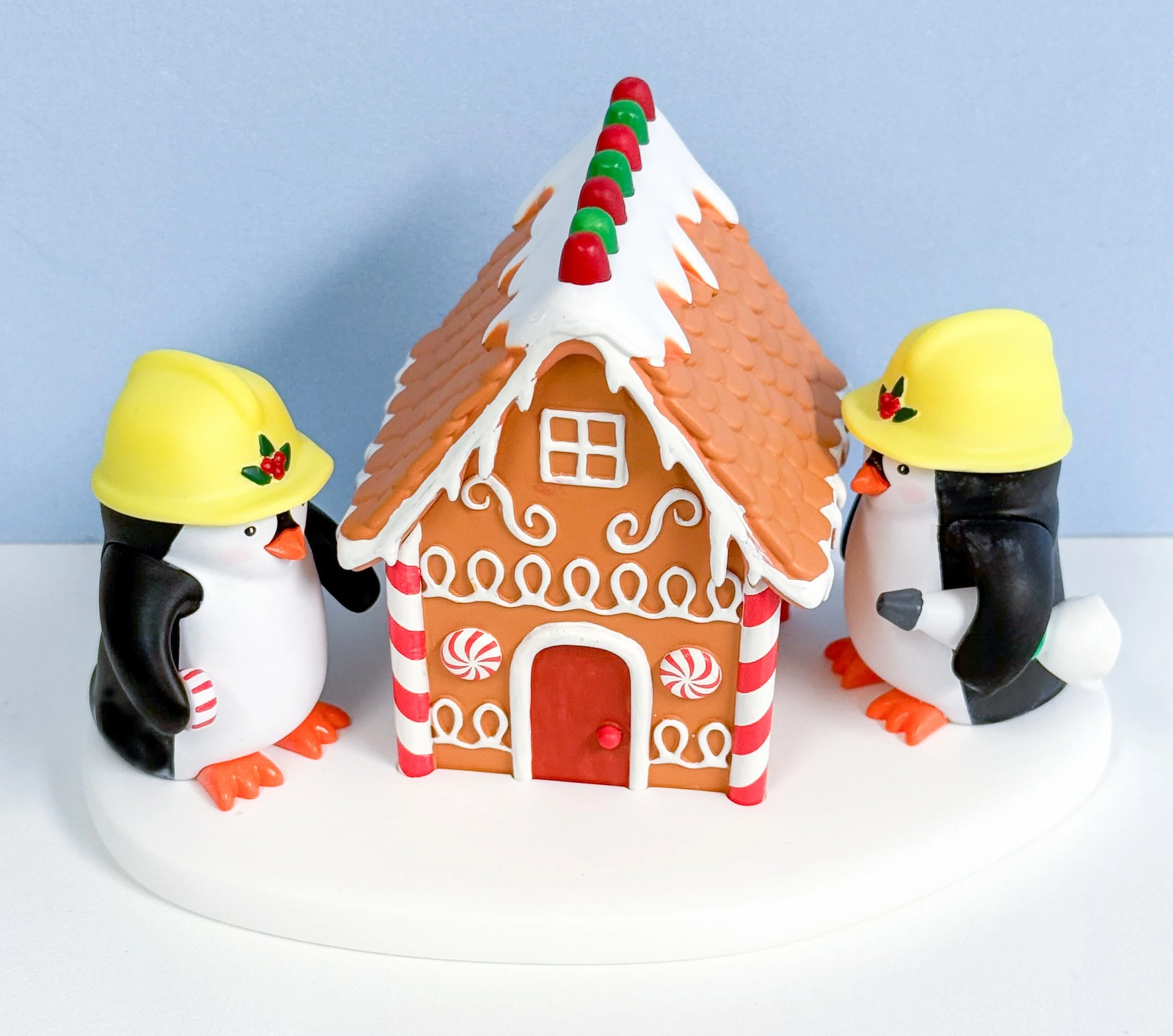 Cake Topper- Penguin Gingerbread House.jpg