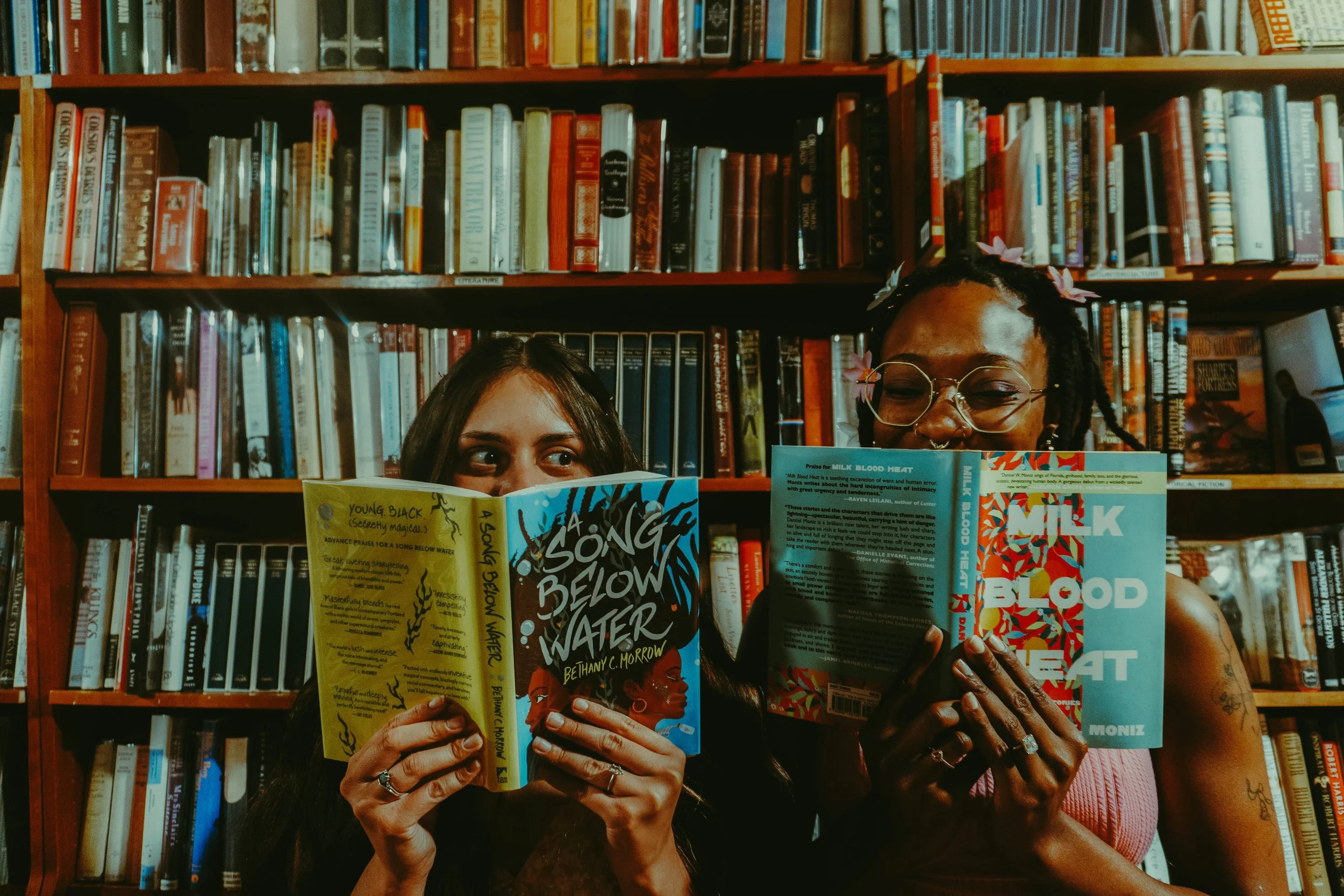 How to Choose a Photographer Who Celebrates Queer Love (and Spot the Red Flags Early)