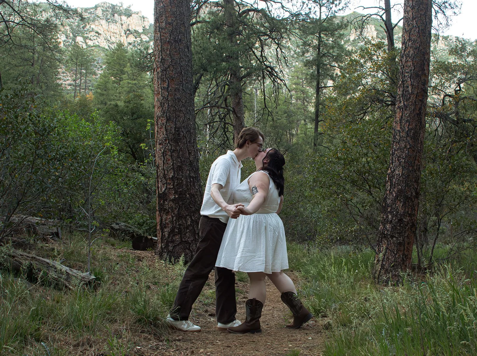 sedona-arizona-engagement-photos-1.jpg