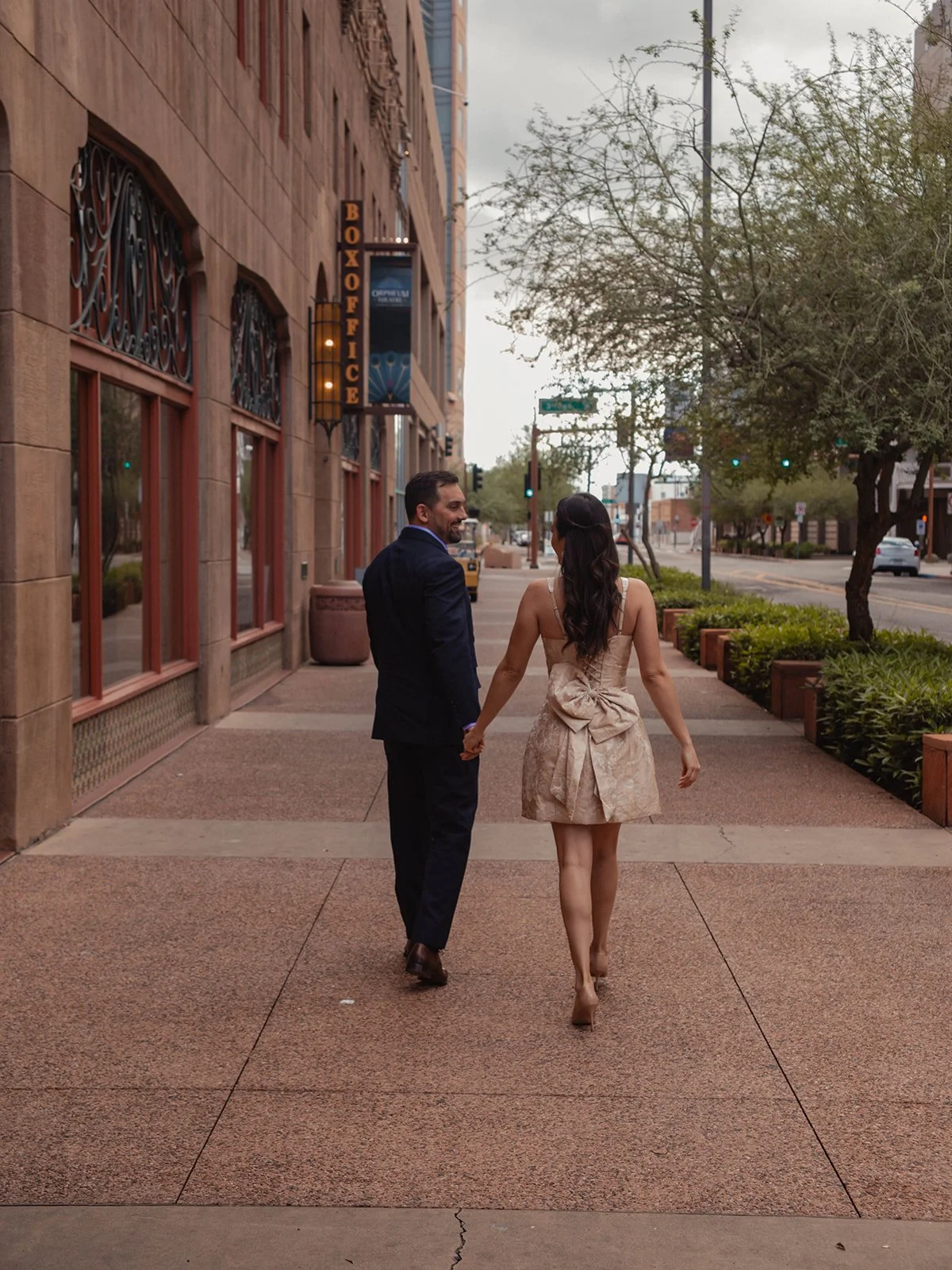 Downtown Phoenix Couple Photos-18.jpg
