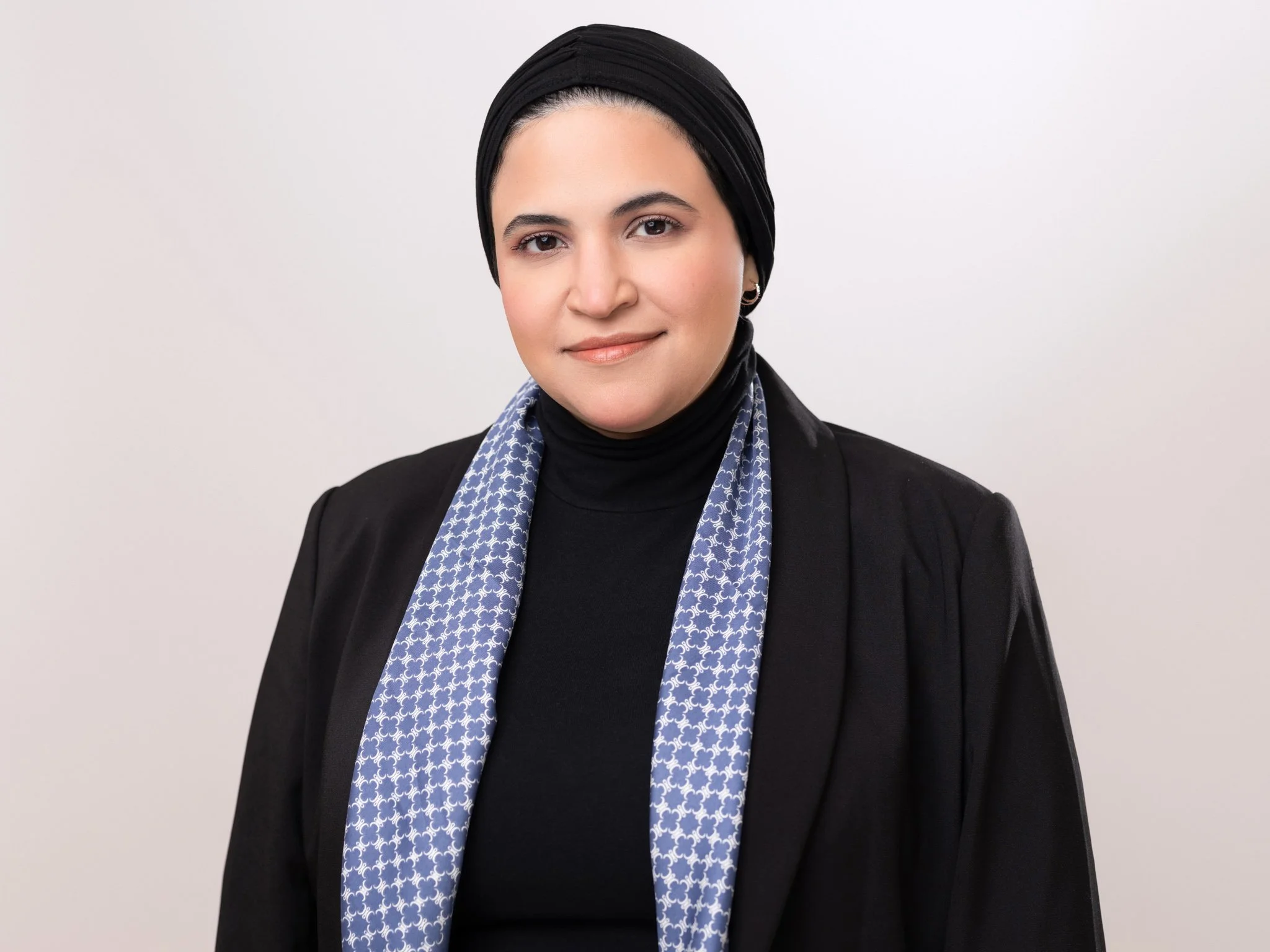 best-headshot-studio-professional-near-me-Gaithersburg-Rockville-Potomac-Bethesda-1.jpg