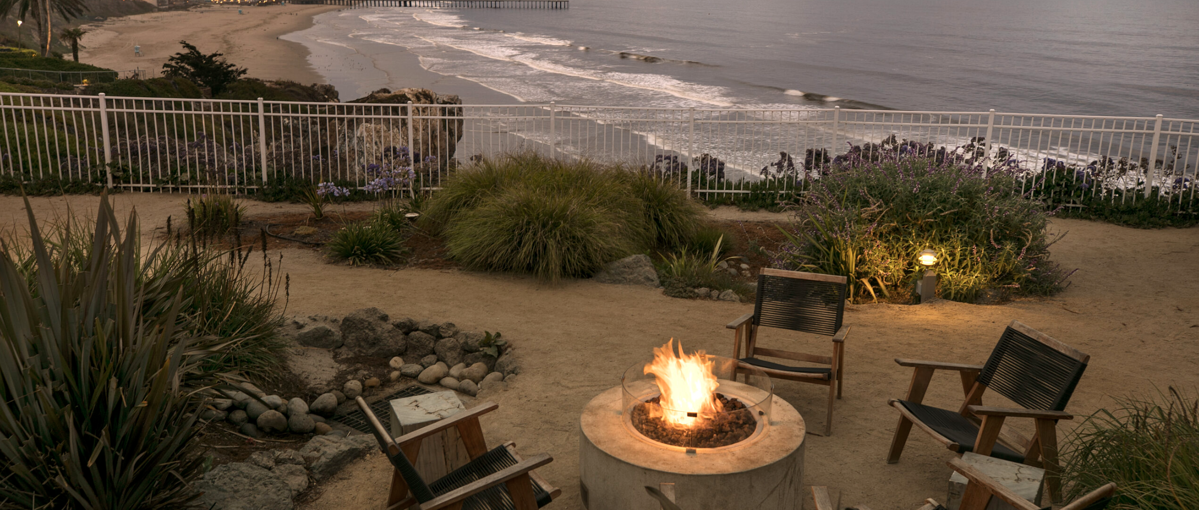 Cottage Inn by the Sea