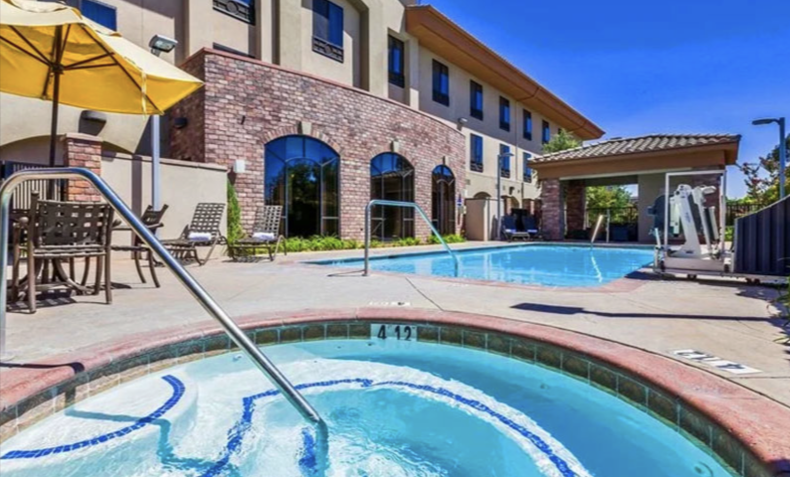 Holiday Inn Express &amp; Suites Atascadero