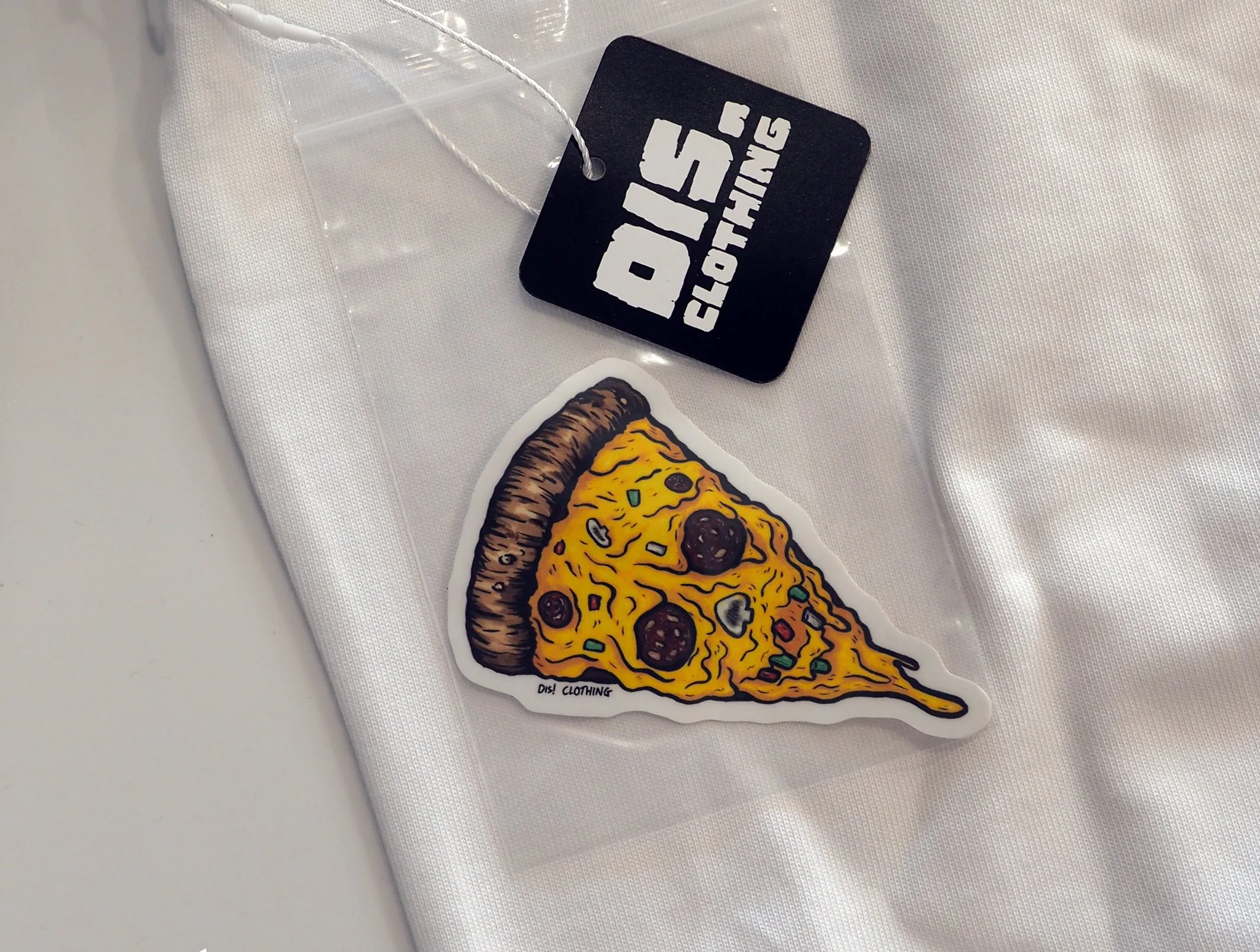 whtie swing tag close up.jpg