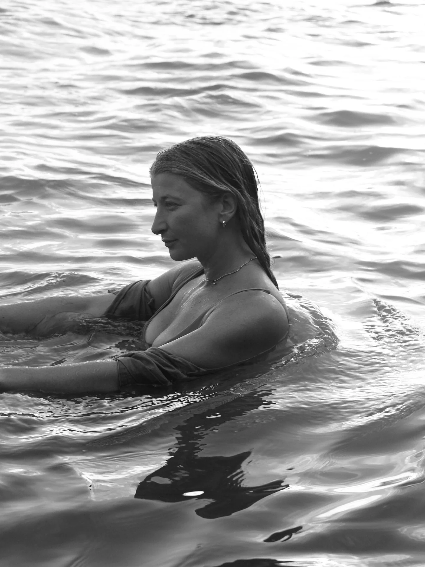 Living near the ocean taught me how to slow down, something I seriously needed. Life was always about doing &amp; achieving, but the waves (&amp; the lifestyle in CR) showed me how to let go, flow, and simply be 🌊

While I&rsquo;m not always able to