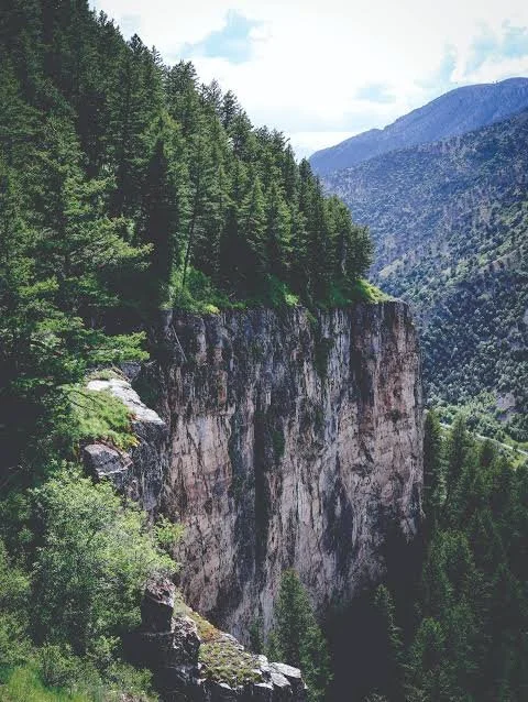 Logan canyon cliff.jpeg