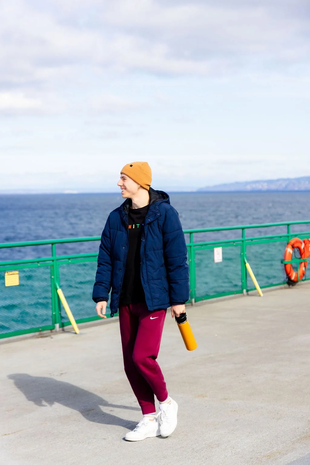 FERRY-3.JPG