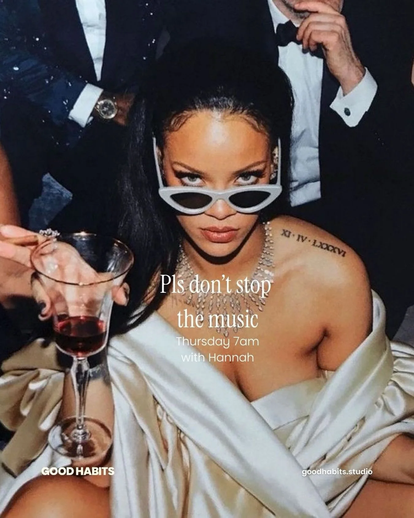 Please don&rsquo;t stop the music this Theme Thursday with Hannah 🎶 Come for Queen Rhi Rhi, stay for the sweat 😰 

Are you joining us? #pilates #amsterdam #rihanna #theme