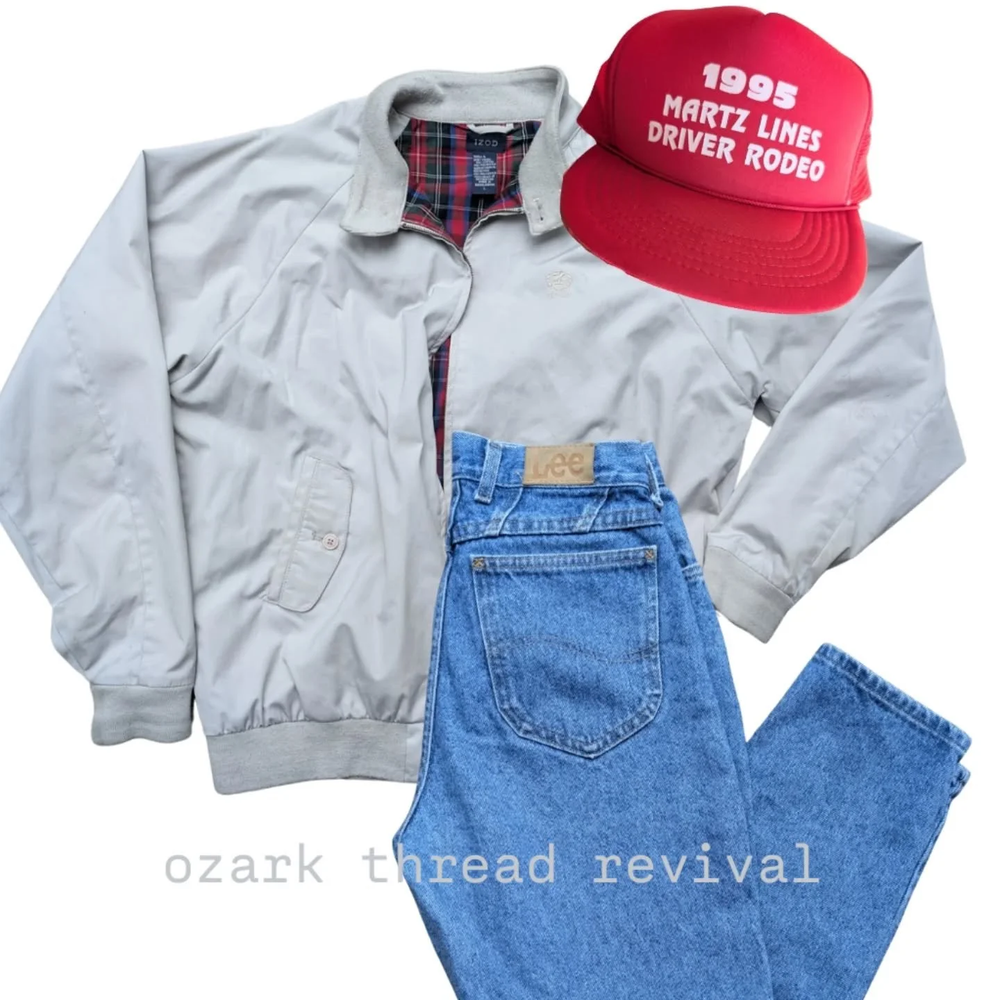 Feels like fall in the Ozarks. 

#vintagestyle #ozarkfall