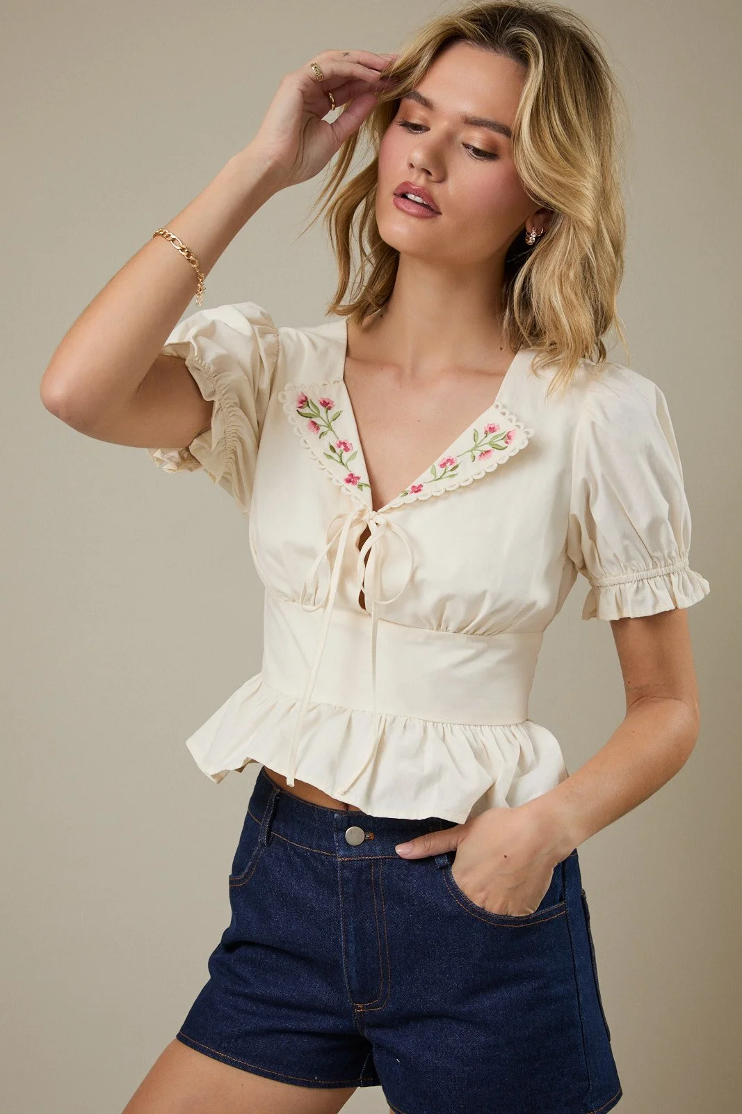 Blusa Crema Floral