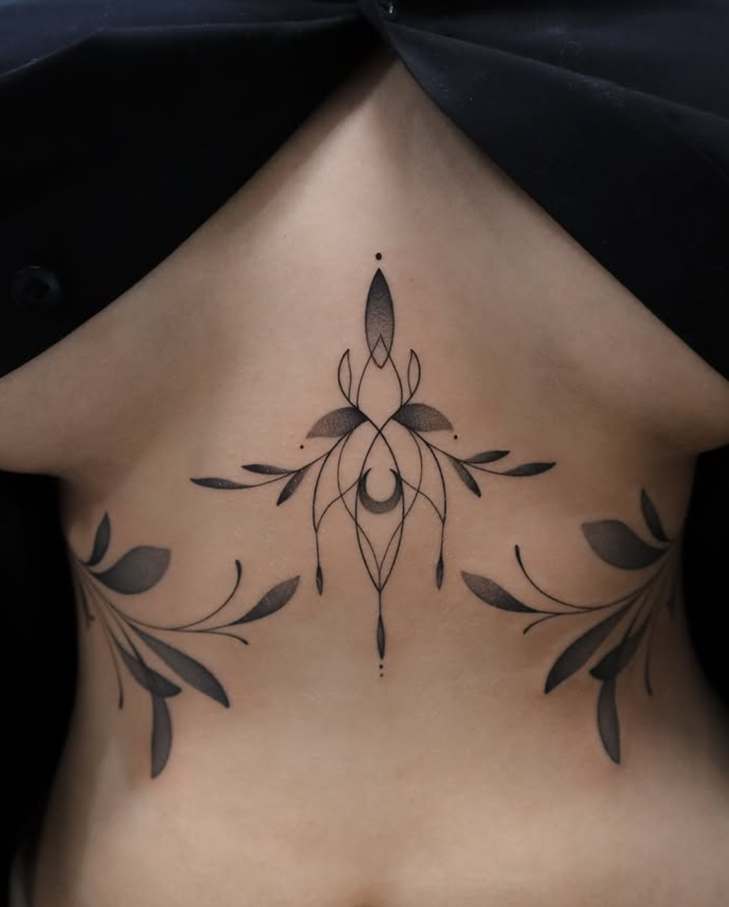 Ying — Fine Line & Ornamental Tattoo Artist
Where precision meets poetry in ink.
Delicate lines. Bold design. Timeless detail.