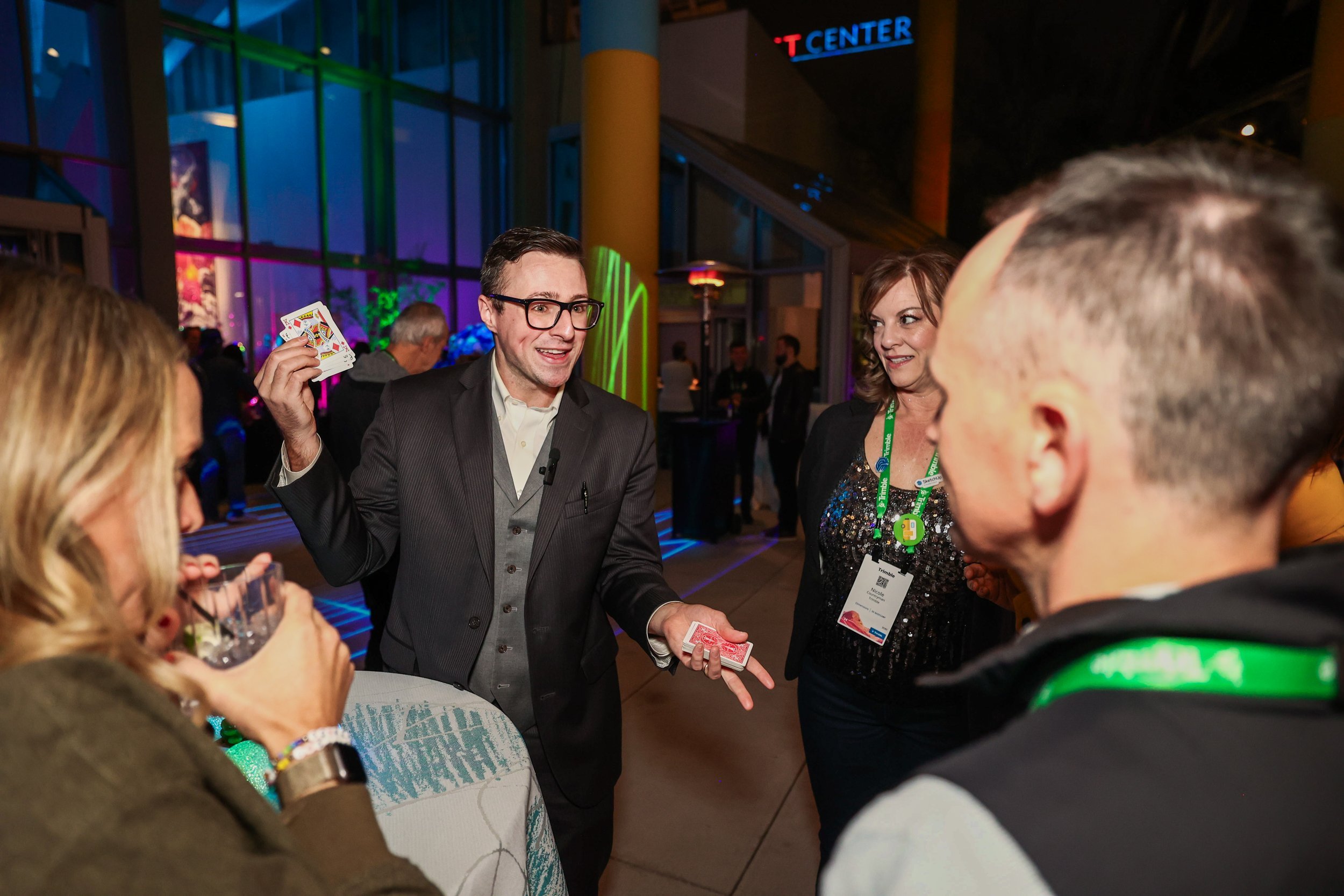How to Book a Corporate Mentalist in Los Angeles for a Conference or Gala