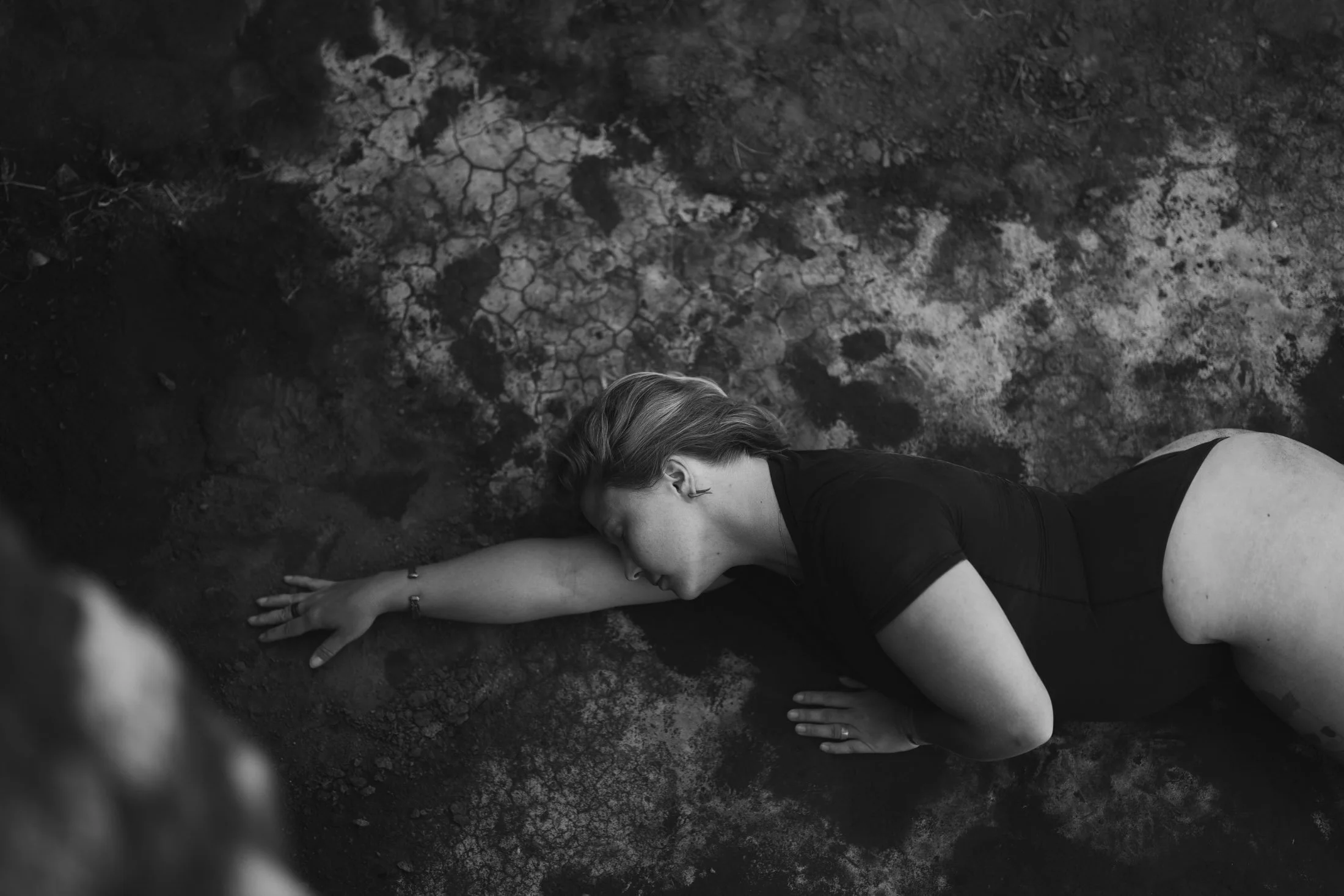 outdoor boudoir pictures