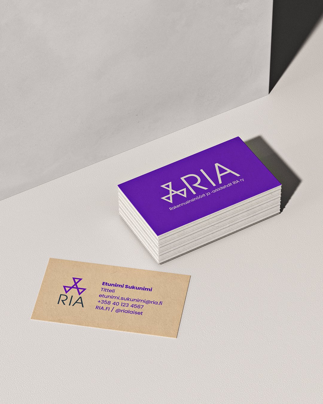 RIA-Minimalist-Mockup-02-business-card-pysty.jpg