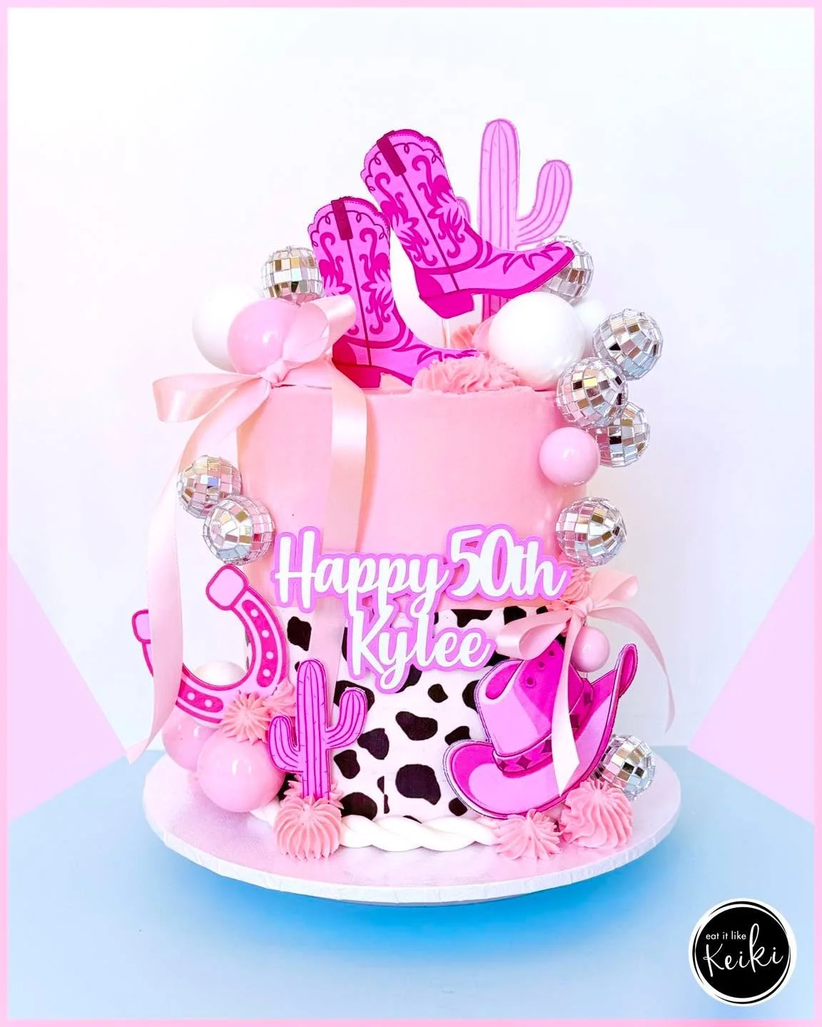 It&rsquo;s a cowgirl disco party!! 🪩💕
You can bet this 50th birthday party was a vibe 😍