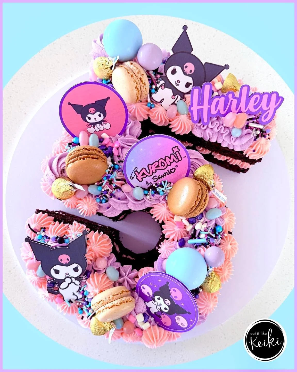 Kuromi 💗💗
Designing these number cakes in all different themes is so much fun!