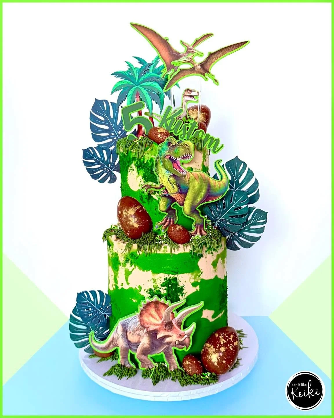 Because every little boy needs a ROARRING Dino cake for their 5th birthday 🦖😍