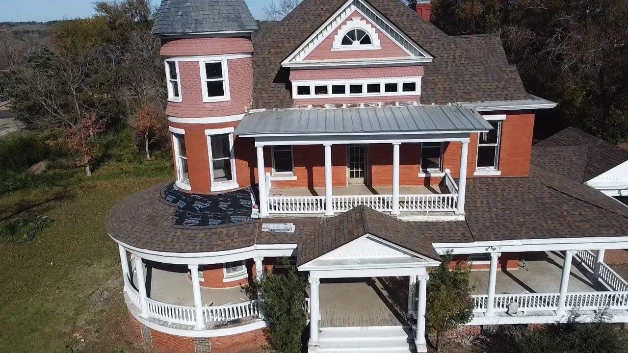 victorian home 1.jpg
