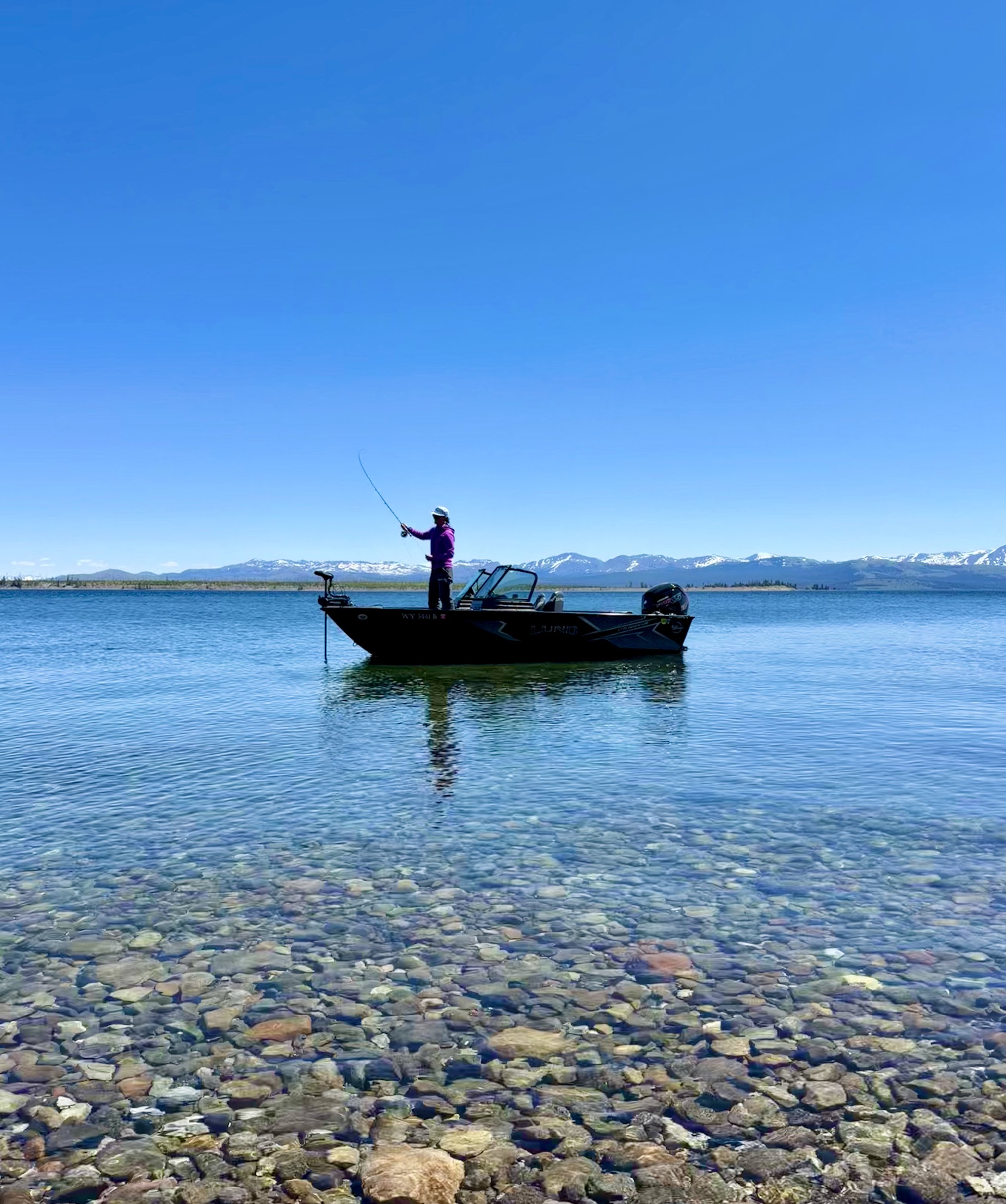 Yellowstone Lake.jpeg