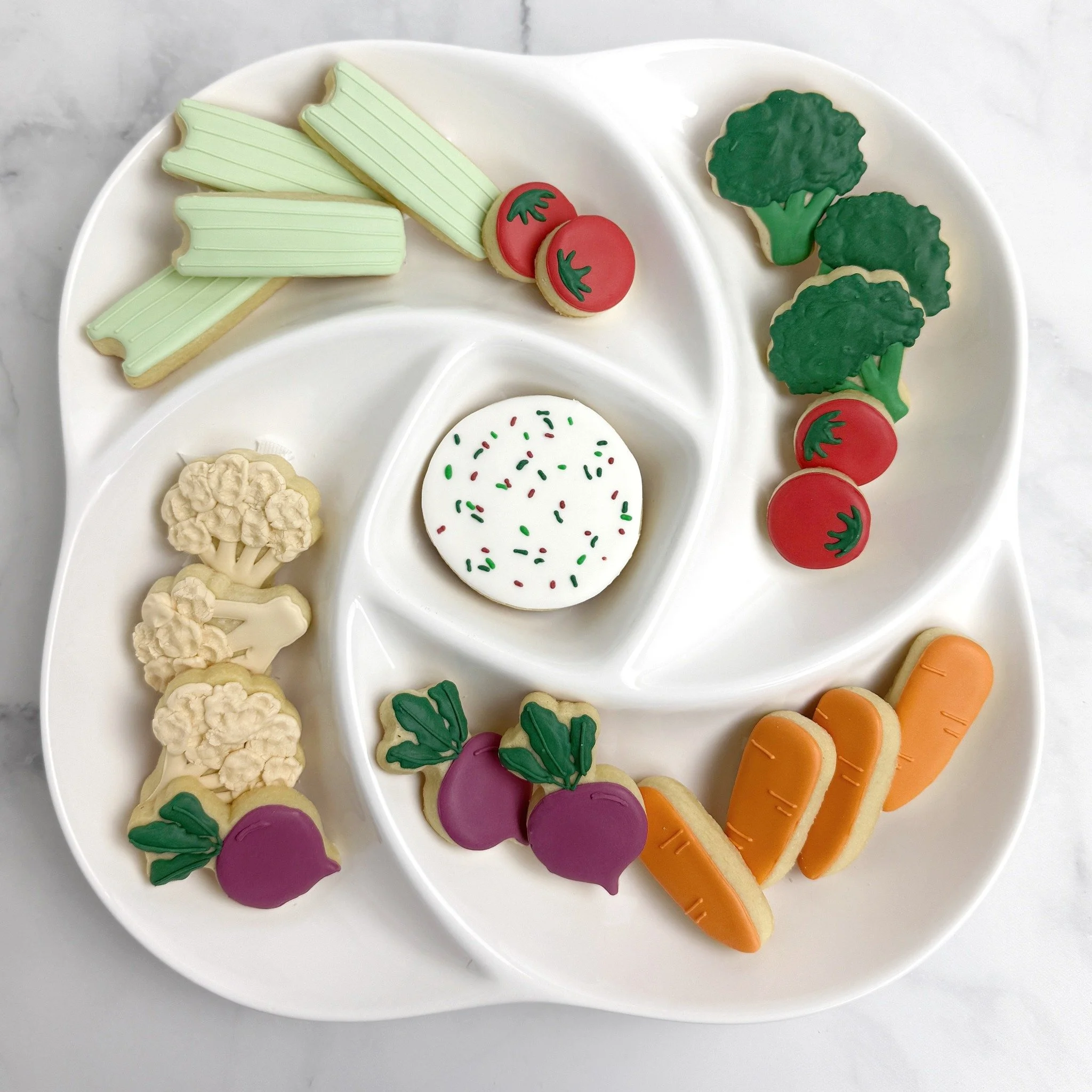 The Cookies Cakes &amp; Bakes website is officially OPEN for business! 🤩 After months of hard work, you can now explore everything we offer. Go to www.cookiescakesbakes.com to discover all the deliciousness. We want to hear what you think!!

While y