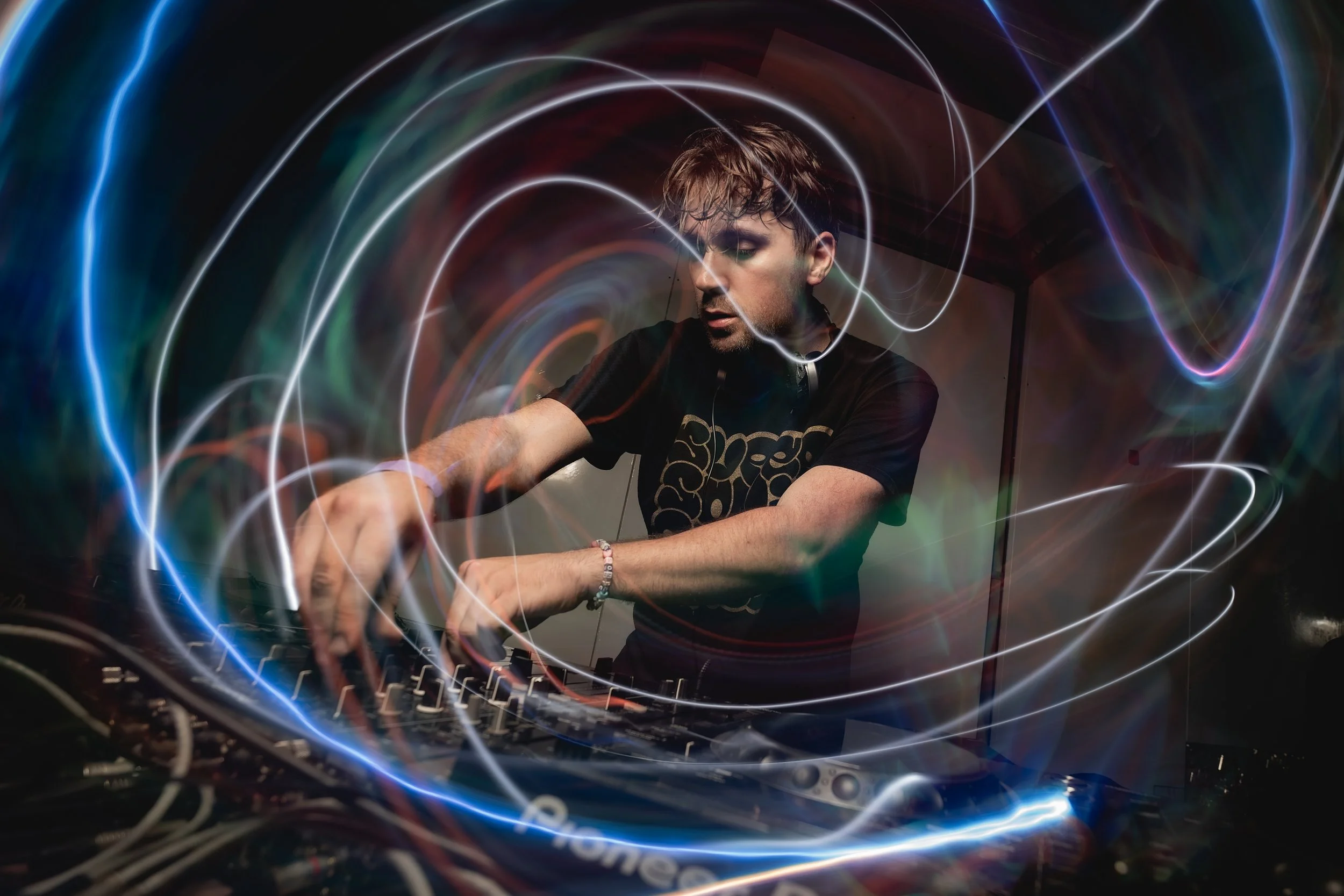 Neon Pumps Presents ... Rave Takeover #2